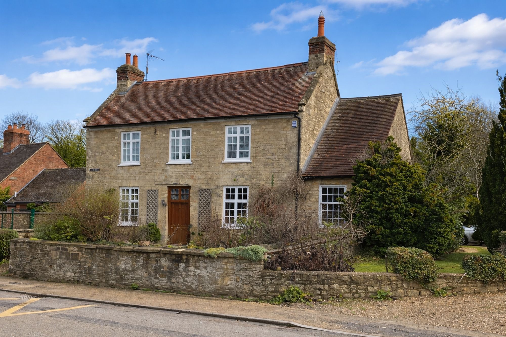 3 bed detached house for sale in High Street, Whittlebury, NN12  - Property Image 29