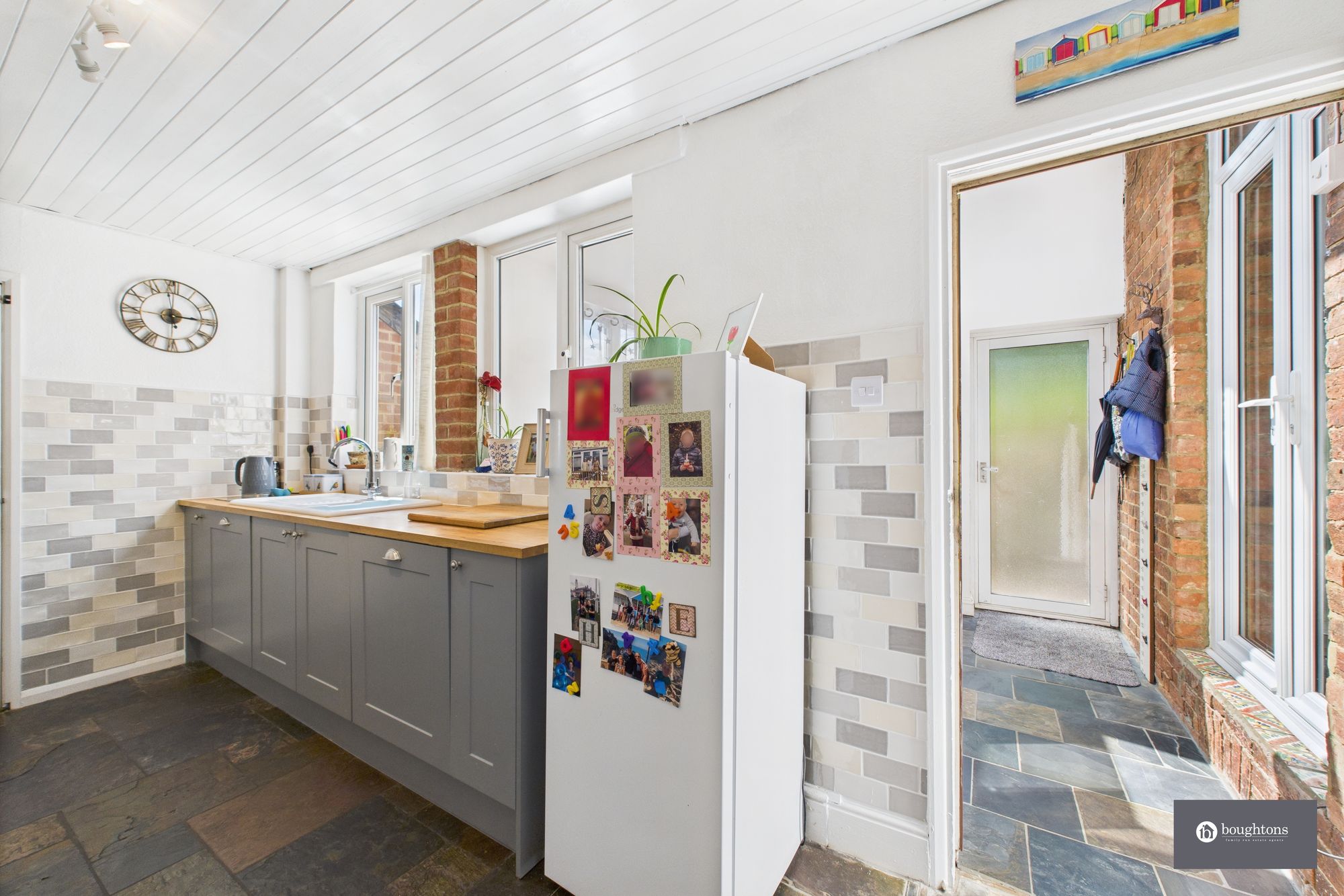 3 bed semi-detached house for sale in Banbury Road, Brackley, NN13  - Property Image 9