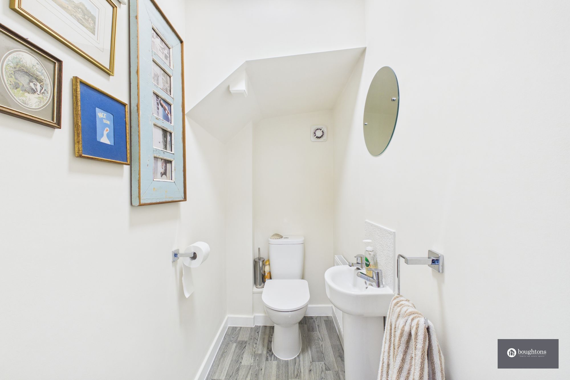 3 bed end of terrace house for sale in Field View, Brackley, NN13  - Property Image 10