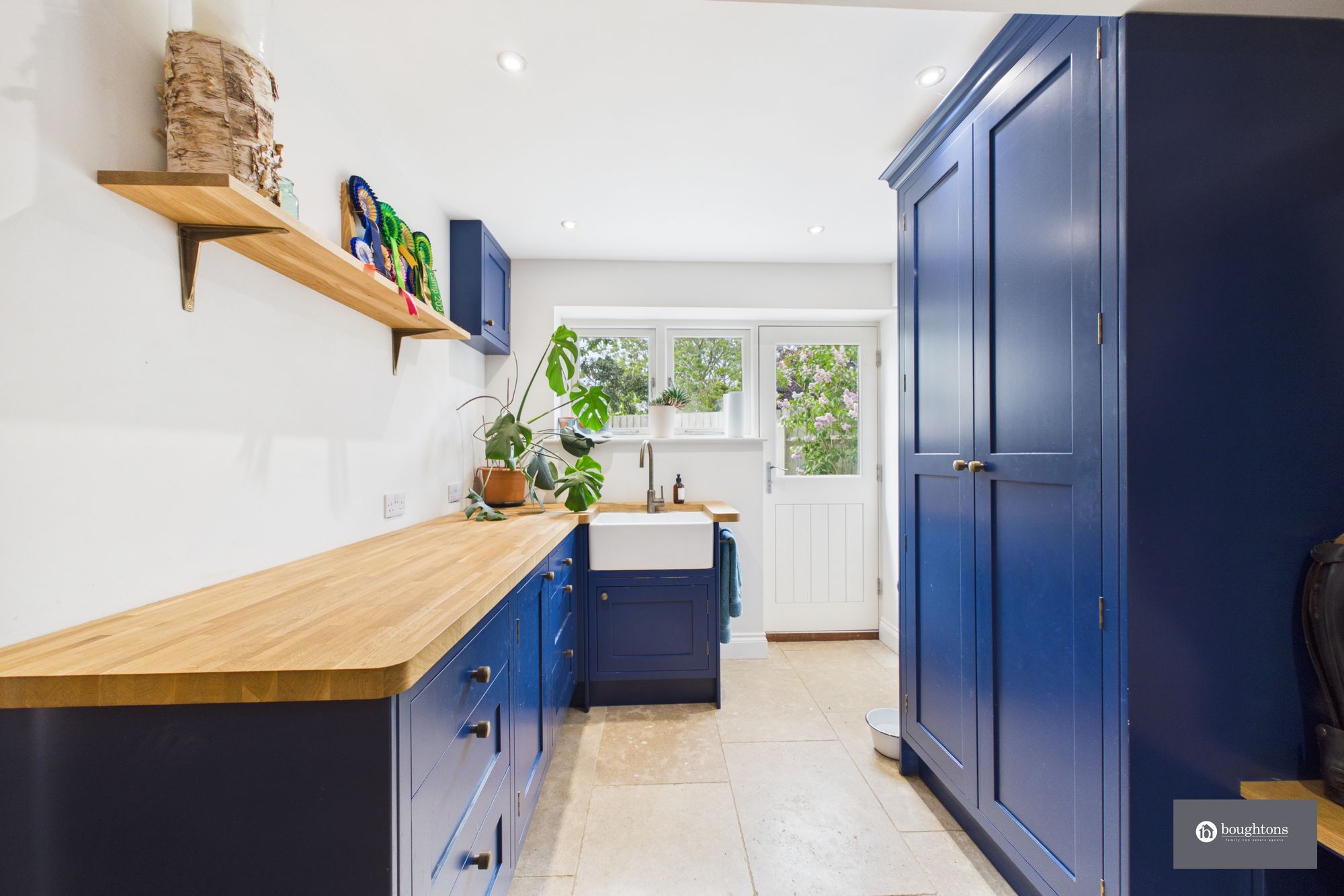 4 bed detached house for sale in Home Close, Silverstone, NN12  - Property Image 11