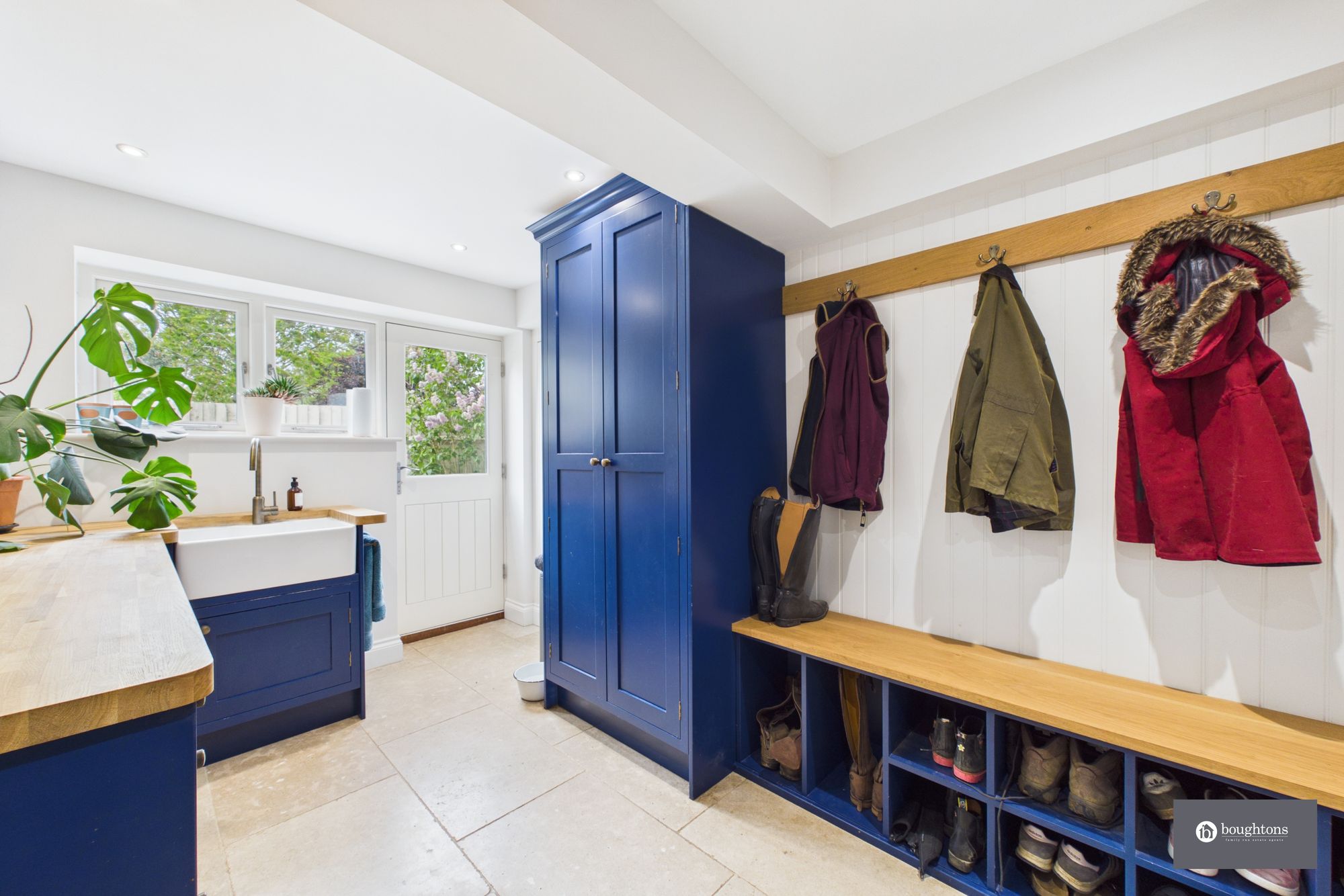 4 bed detached house for sale in Home Close, Silverstone, NN12  - Property Image 12