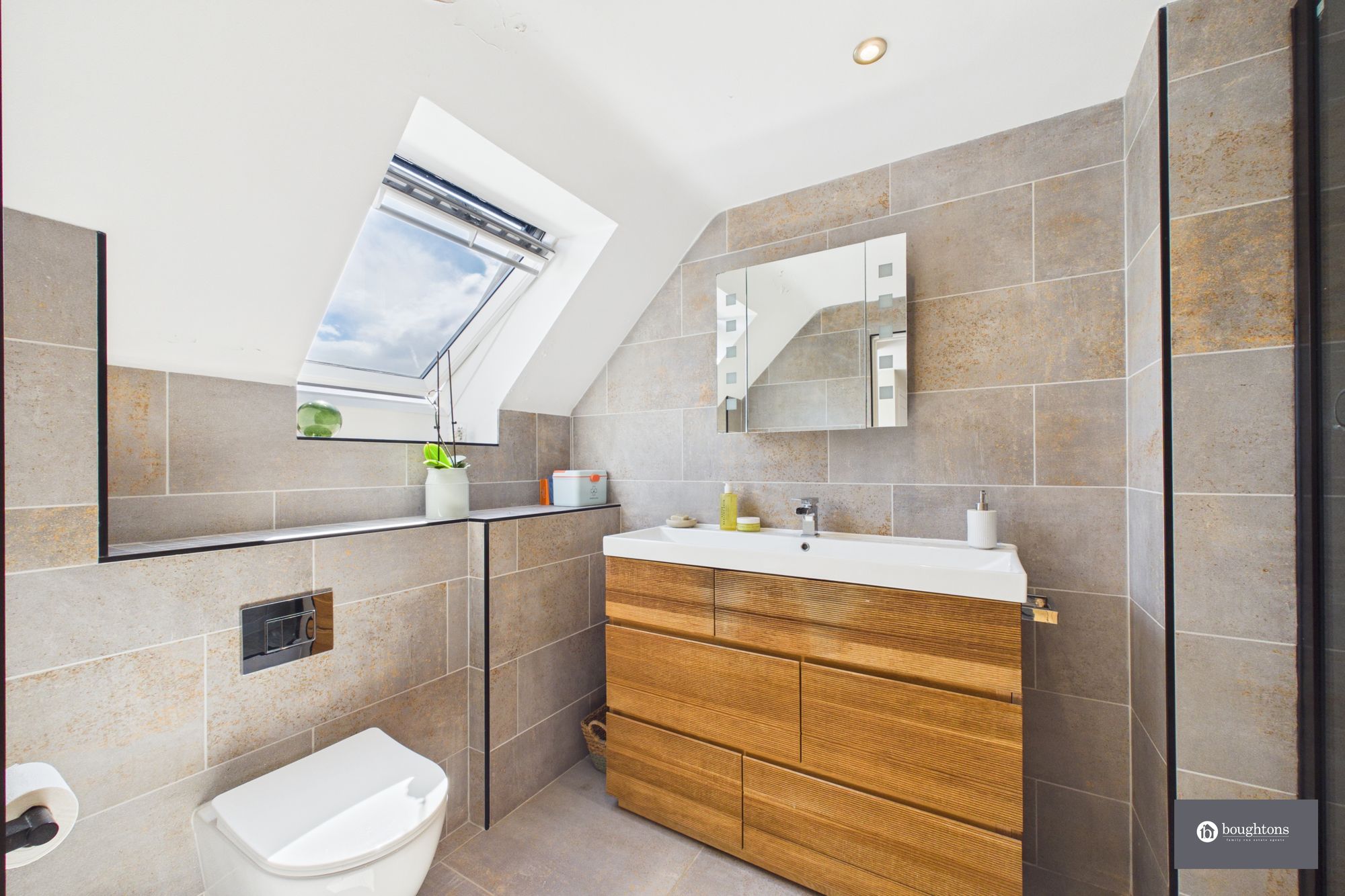 4 bed detached house for sale in Home Close, Silverstone, NN12  - Property Image 16