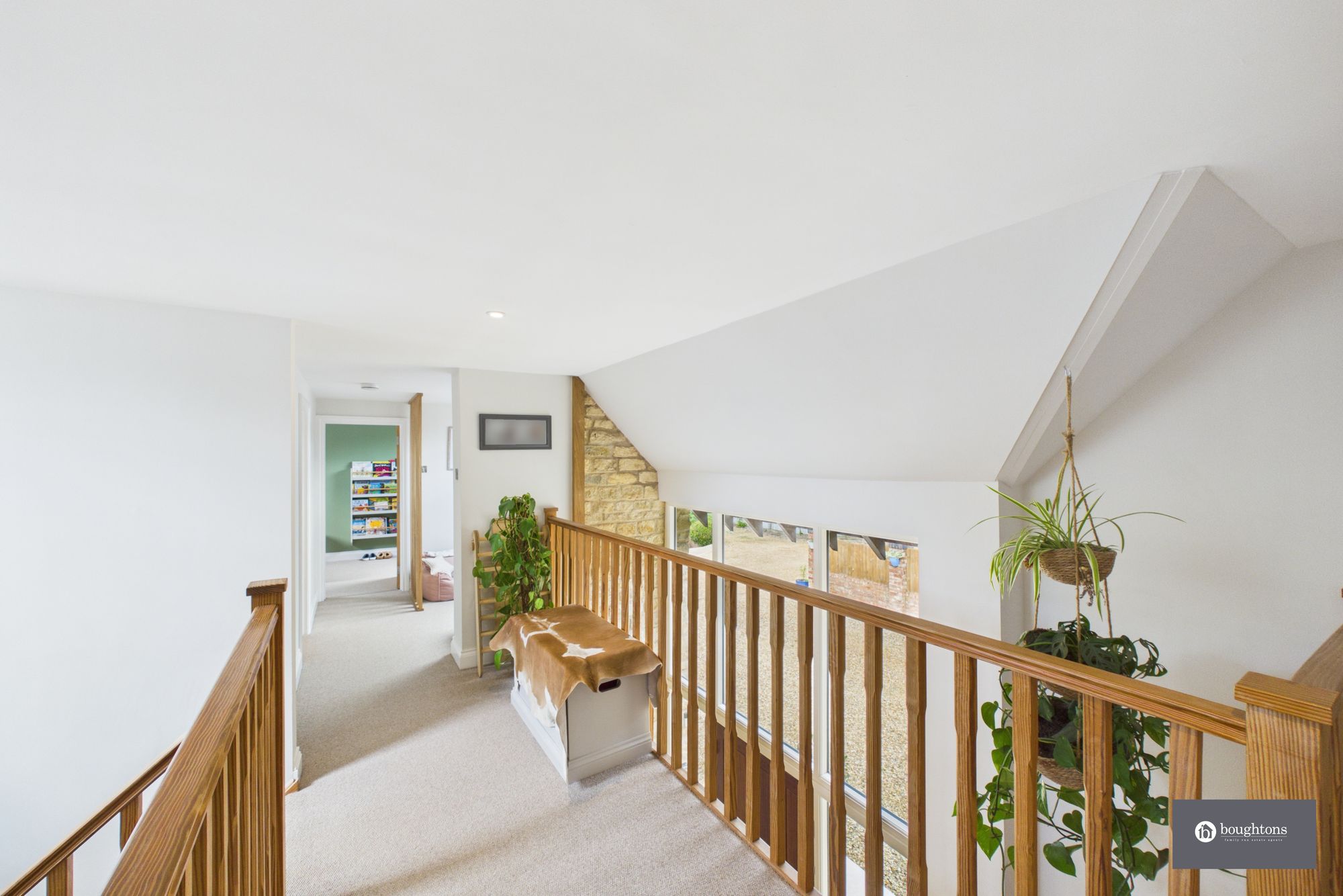4 bed detached house for sale in Home Close, Silverstone, NN12  - Property Image 13