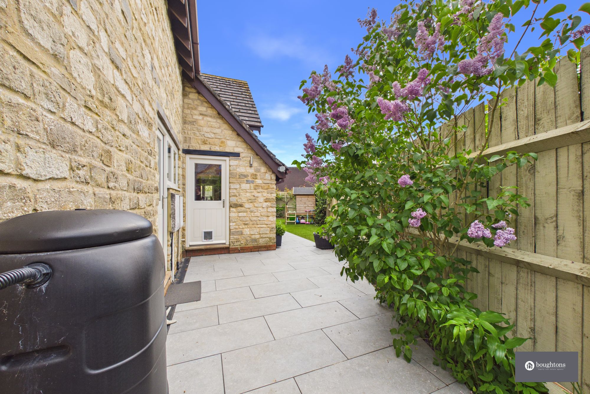 4 bed detached house for sale in Home Close, Silverstone, NN12  - Property Image 32