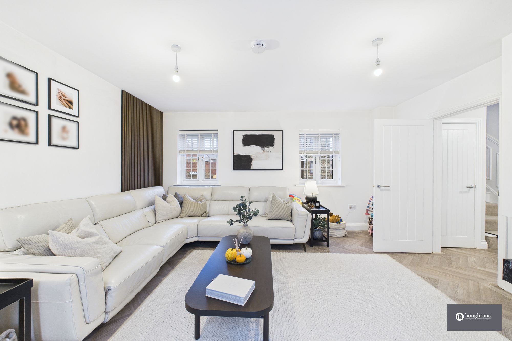 4 bed detached house for sale in Field View, Brackley, NN13  - Property Image 12