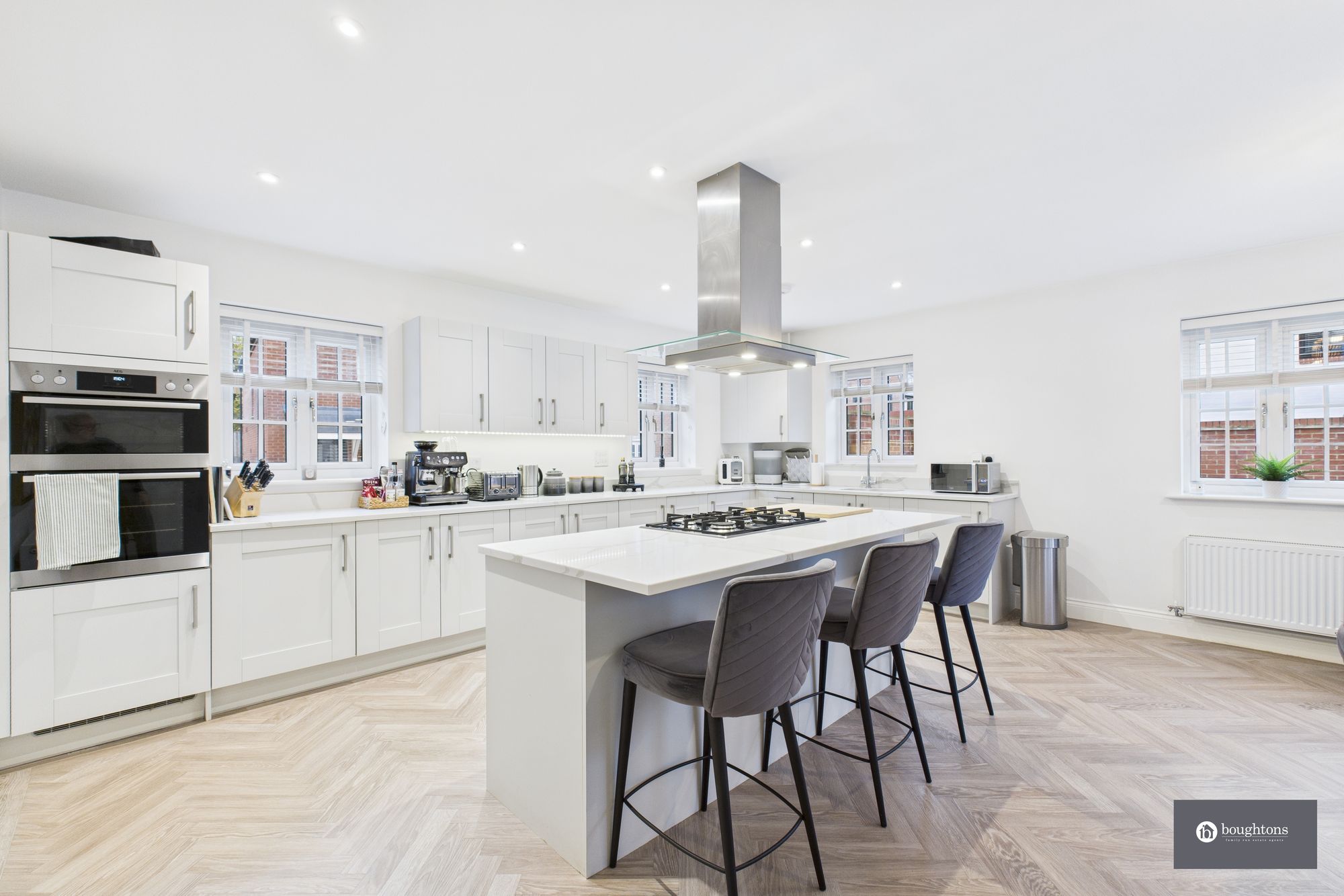 4 bed detached house for sale in Field View, Brackley, NN13  - Property Image 6