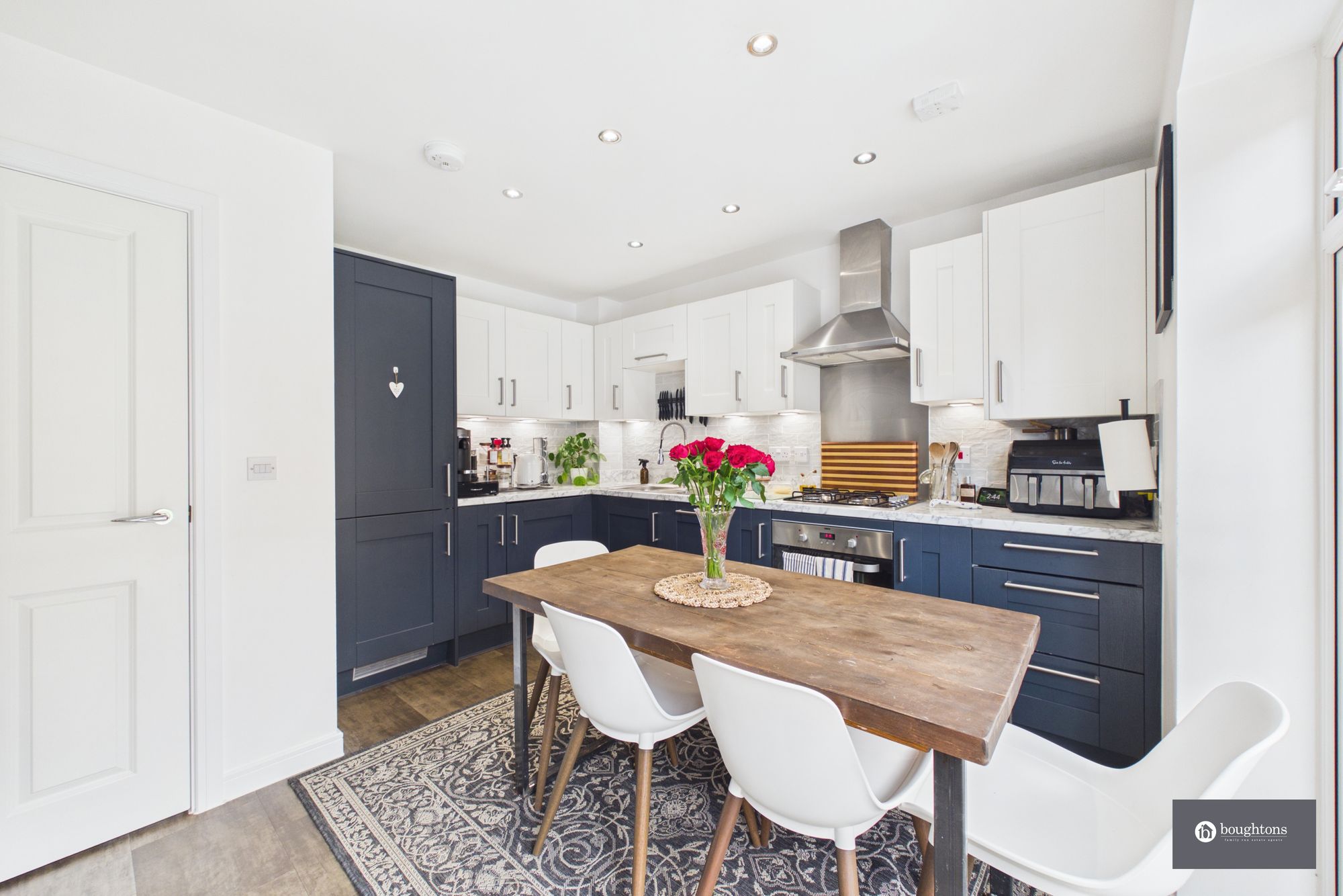 3 bed end of terrace house for sale in Squirrel Close, Brackley, NN13  - Property Image 6