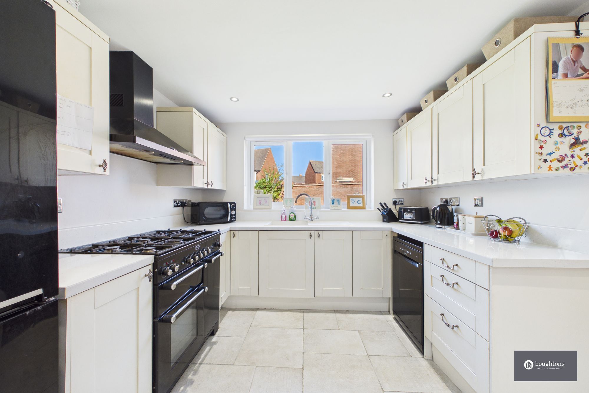 3 bed detached house for sale in Beech Drive, Brackley, NN13  - Property Image 5