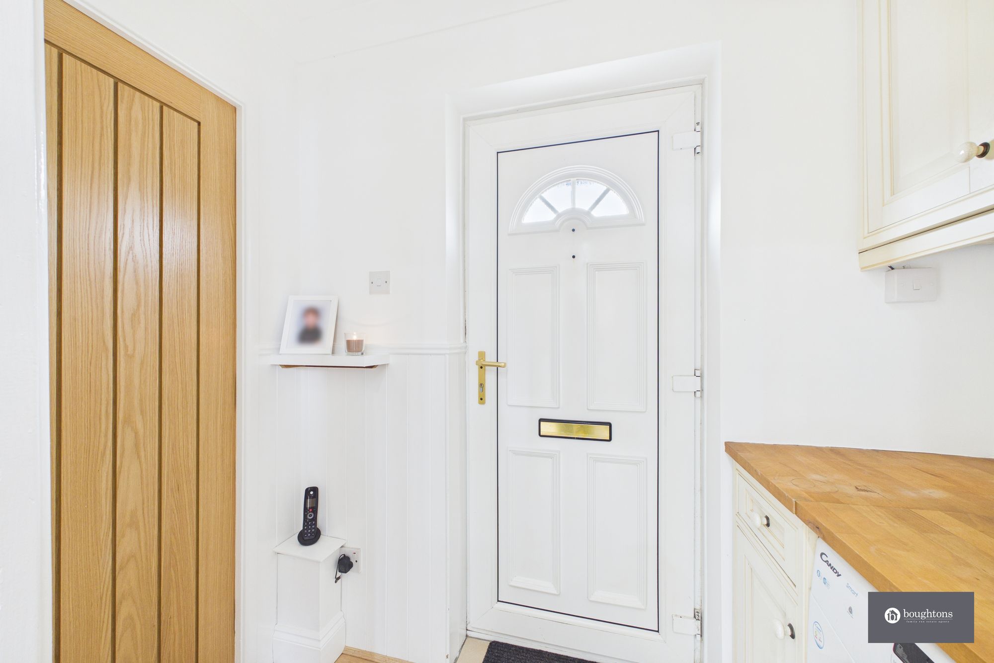 3 bed semi-detached house for sale in Capel Close, Akeley, MK18  - Property Image 5