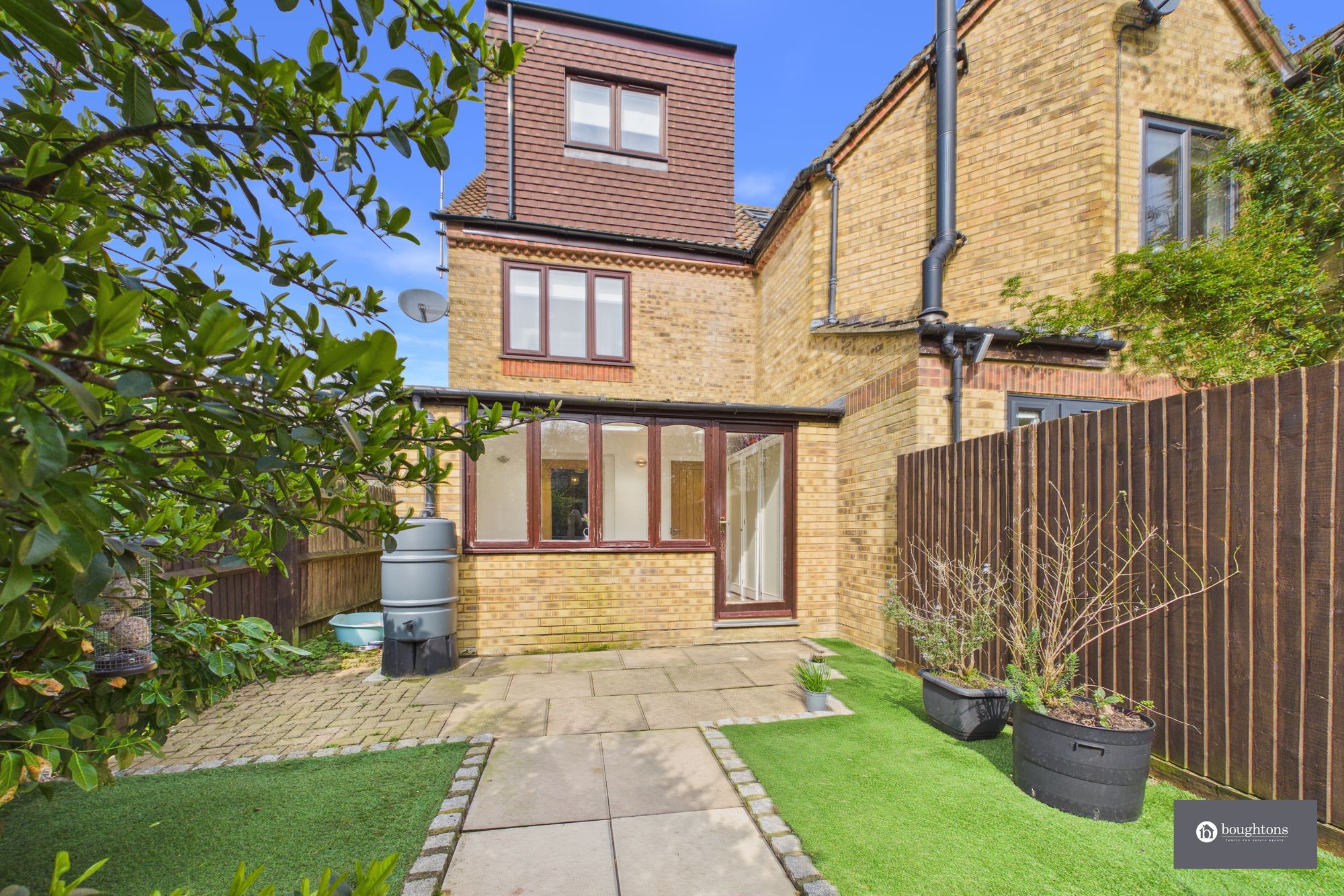 3 bed semi-detached house for sale in Capel Close, Akeley, MK18  - Property Image 27