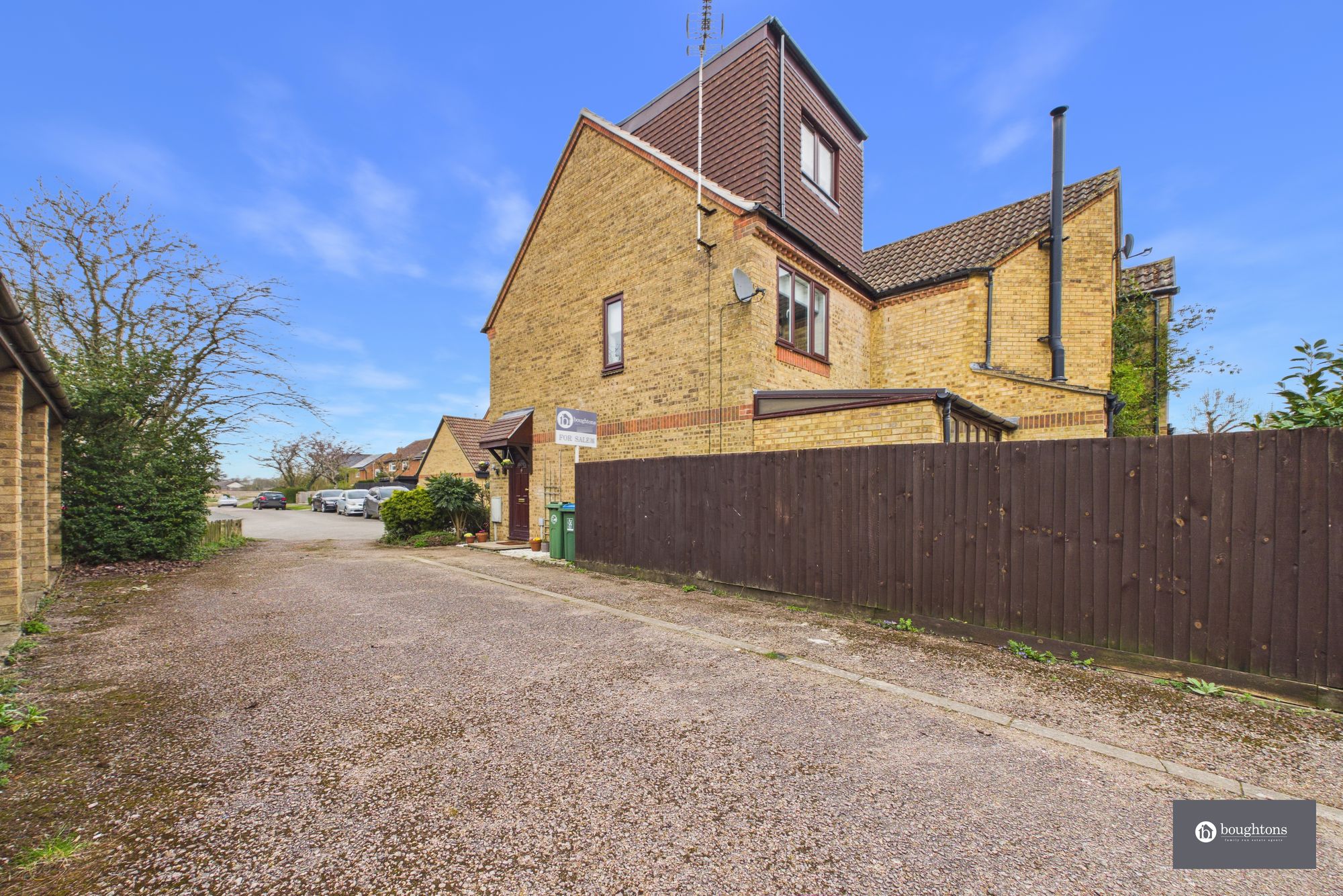 3 bed semi-detached house for sale in Capel Close, Akeley, MK18  - Property Image 28