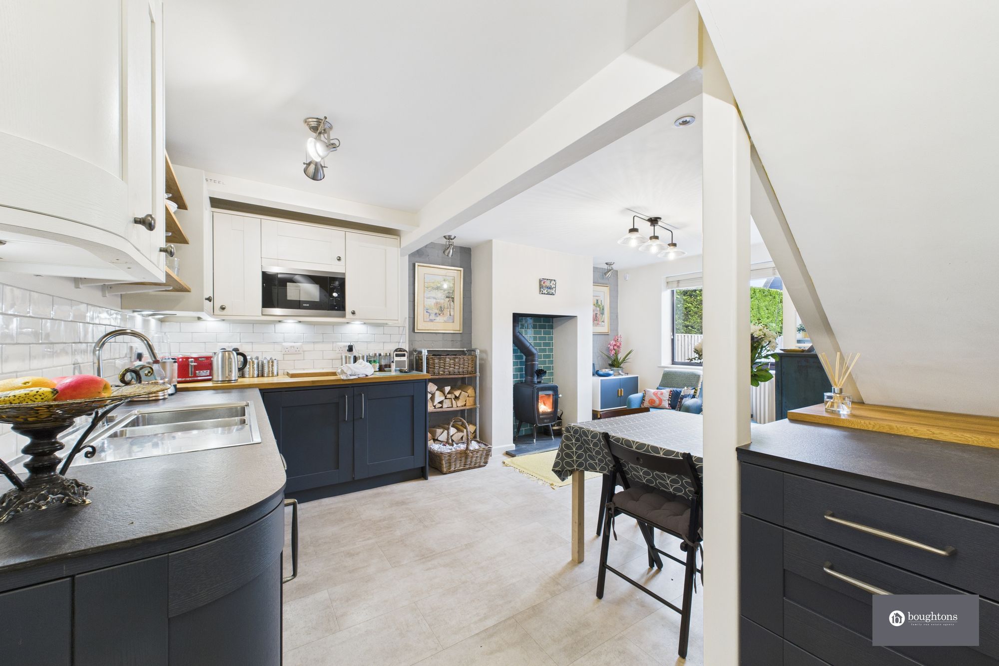 3 bed mid-terraced house for sale in Brickle Lane, Bloxham, OX15  - Property Image 2