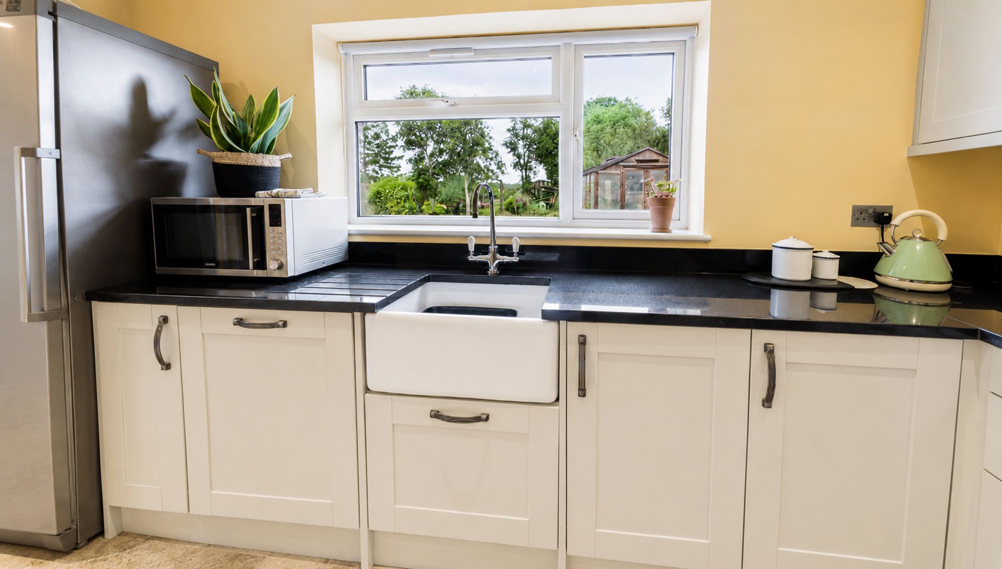 4 bed semi-detached house for sale in Myers Close, Charlton, OX17  - Property Image 9