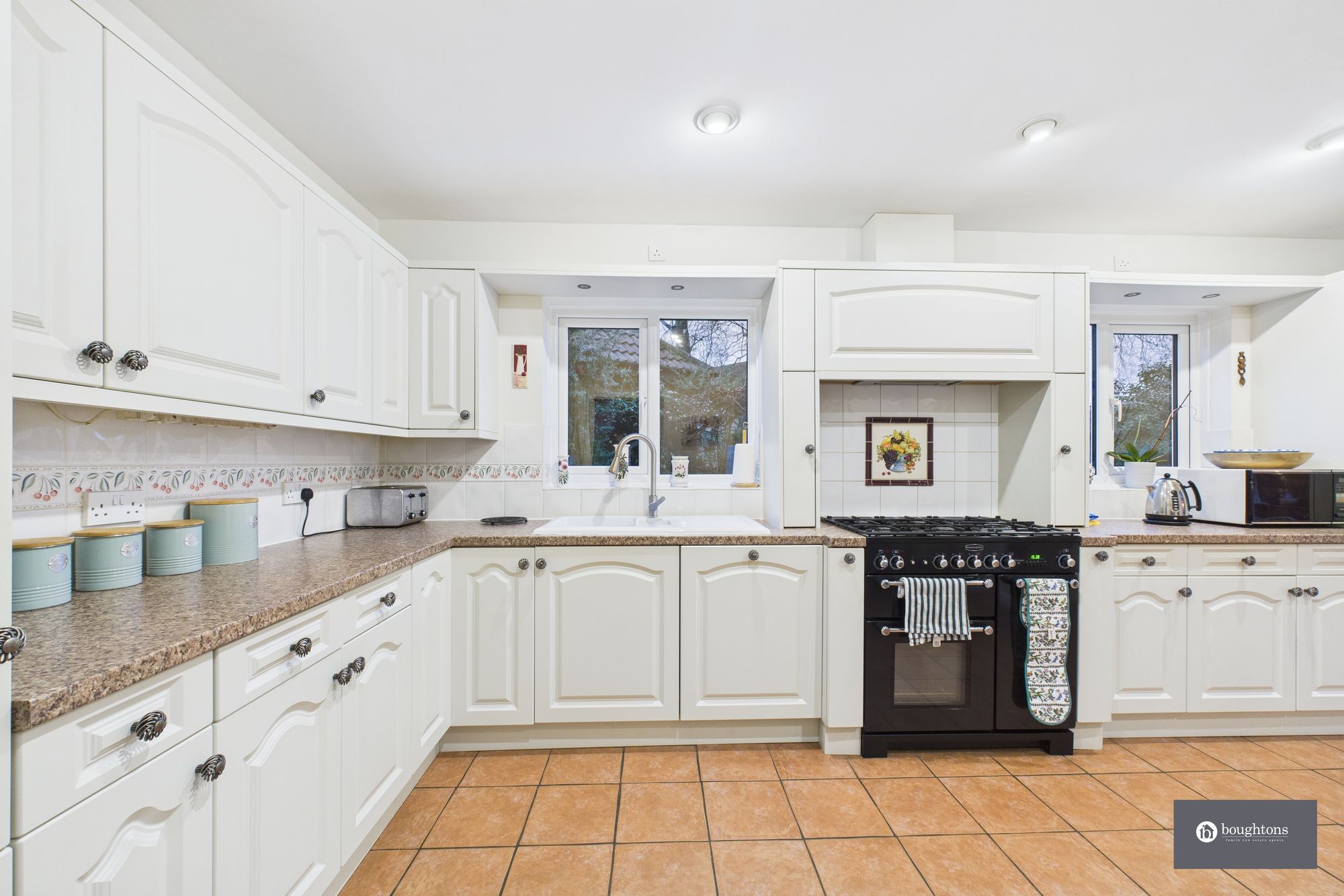 5 bed detached house for sale in Edgewood, Brackley, NN13  - Property Image 10