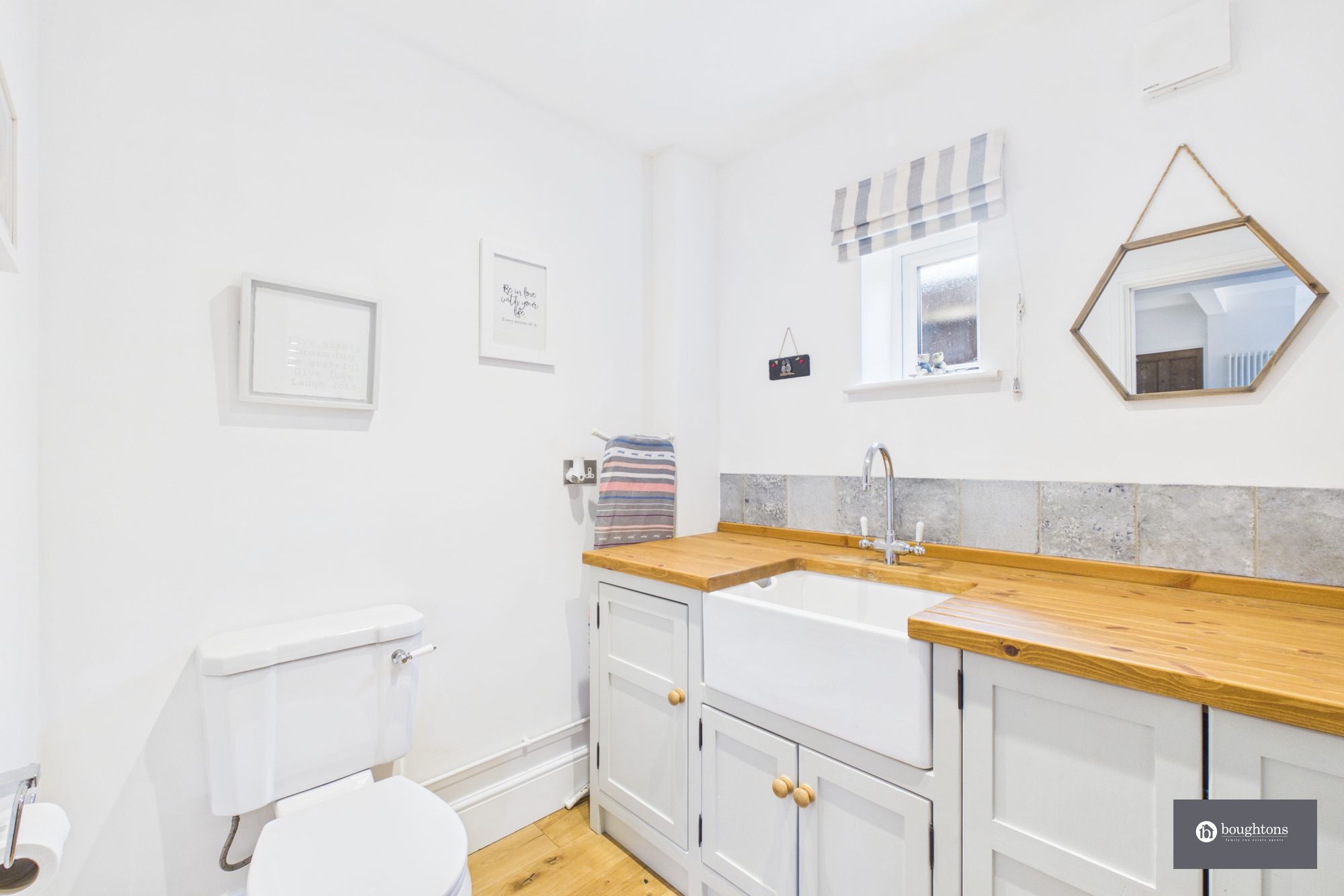 3 bed end of terrace house for sale in Orchard Place, Westbury, NN13  - Property Image 8