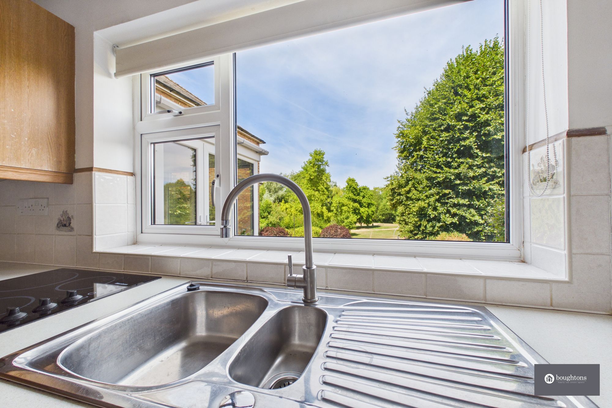3 bed detached house for sale in Chandos Road, Buckingham, MK18  - Property Image 9