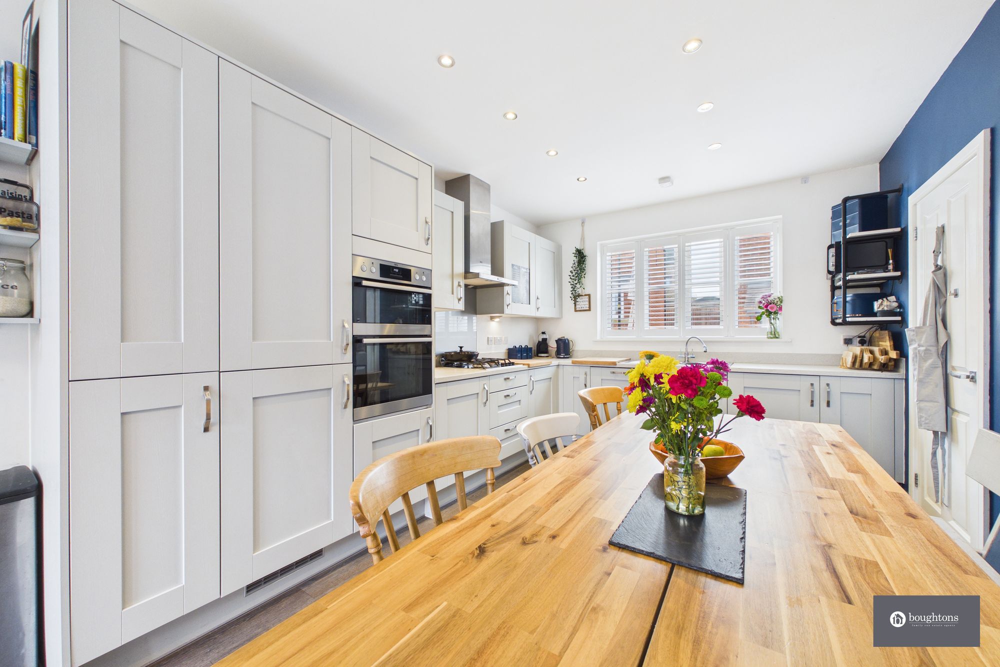 4 bed detached house for sale in Squirrel Close, Brackley, NN13  - Property Image 6