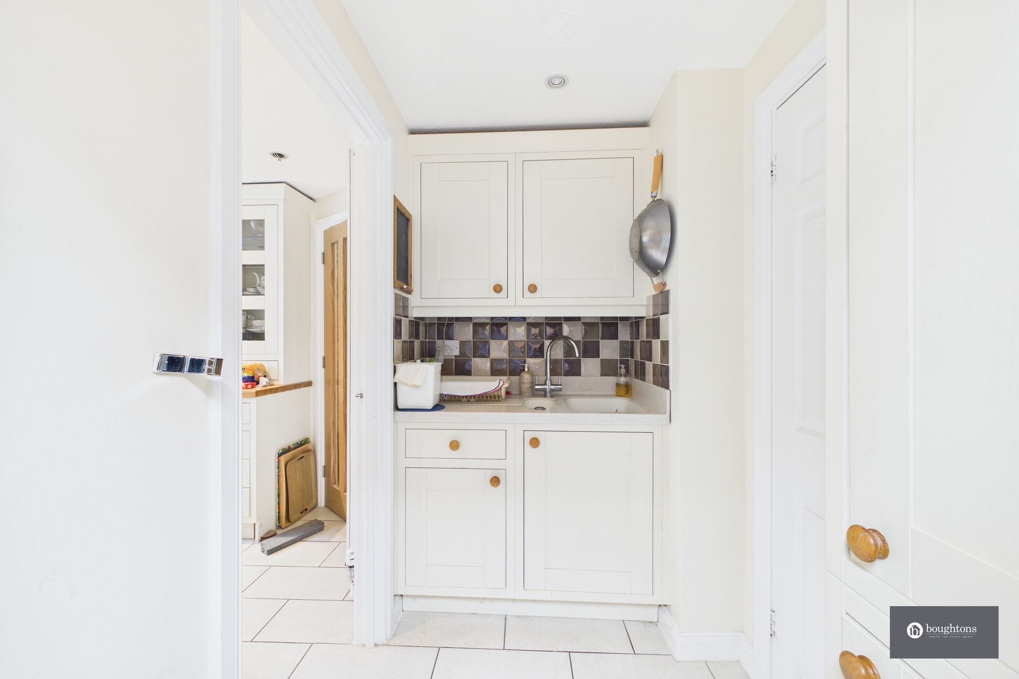 3 bed detached house for sale in Beech Drive, Brackley, NN13  - Property Image 8