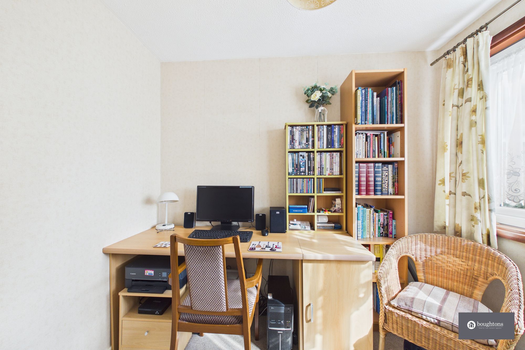 3 bed semi-detached house for sale in The Rise, Gawcott, MK18  - Property Image 21