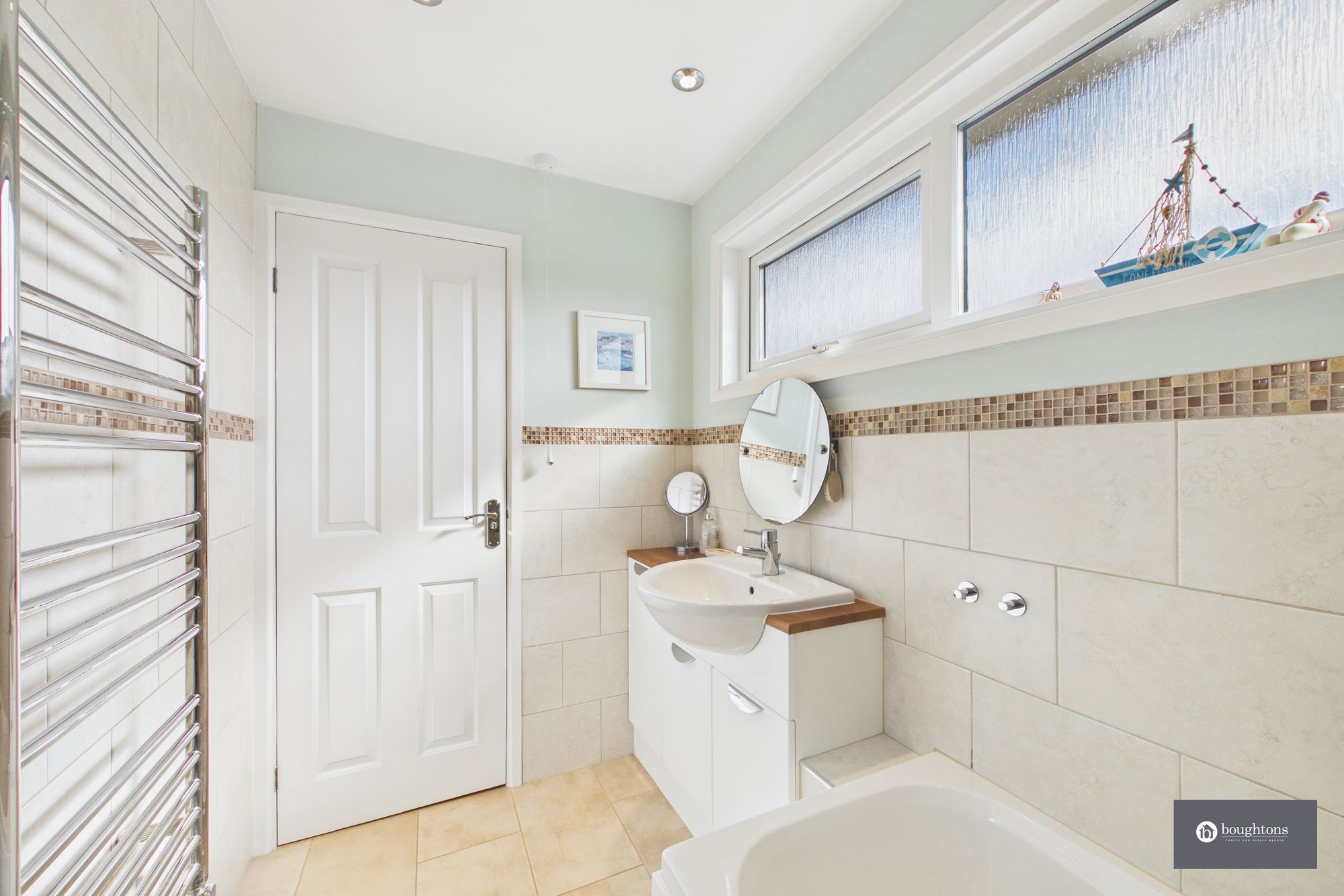 3 bed semi-detached house for sale in The Rise, Gawcott, MK18  - Property Image 19