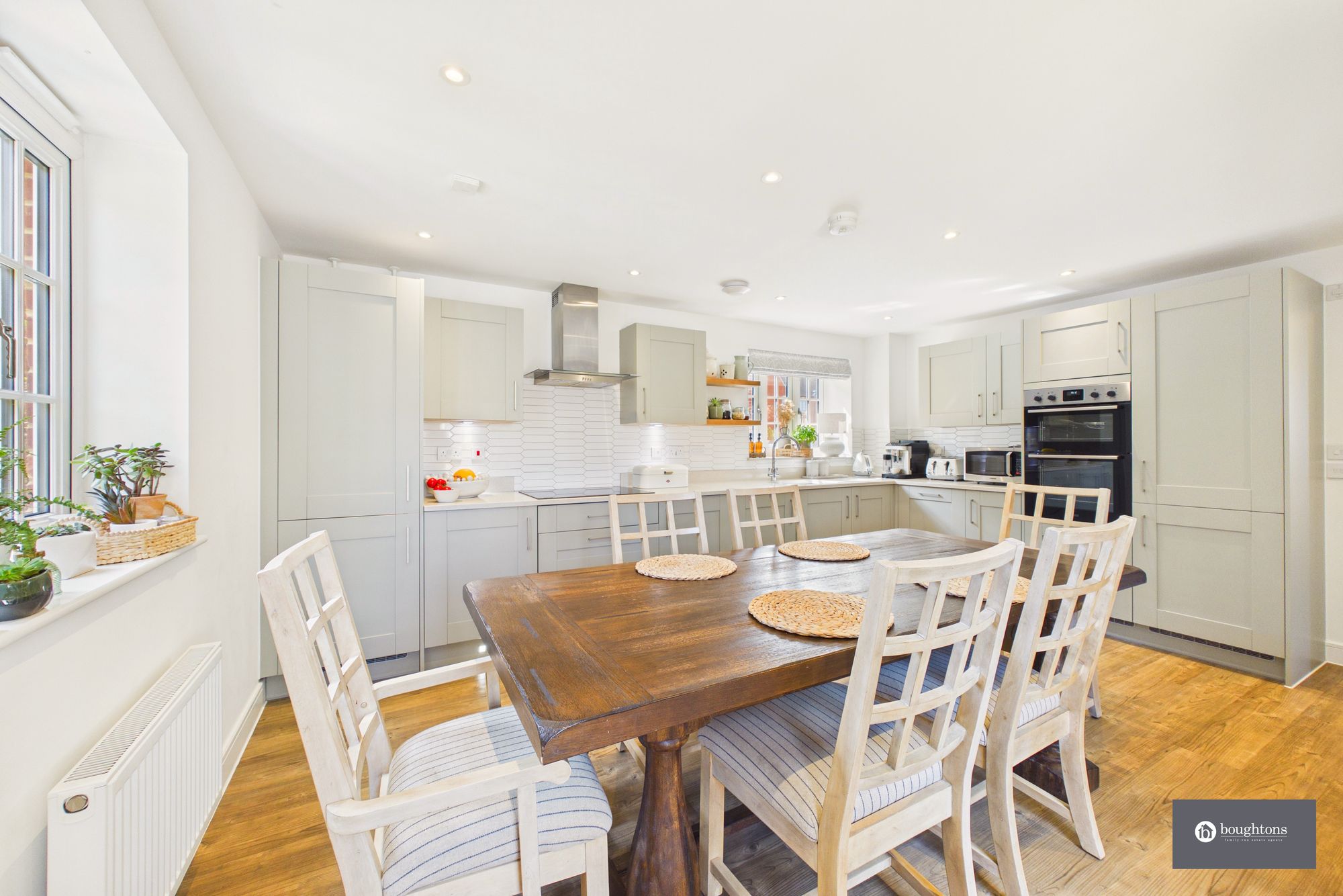 4 bed detached house for sale in Gold Avenue, Brackley, NN13  - Property Image 3