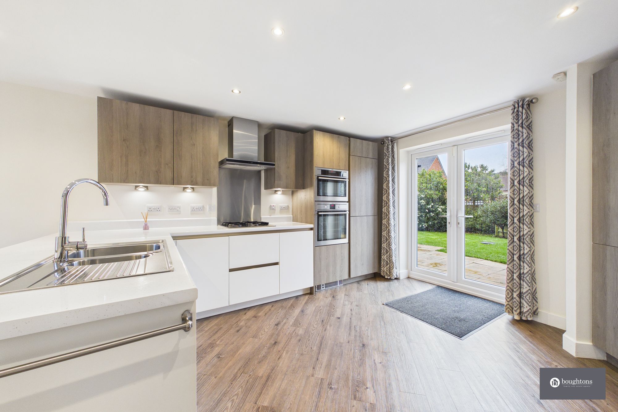 4 bed detached house for sale in Bronnley Way, Brackley, NN13  - Property Image 5