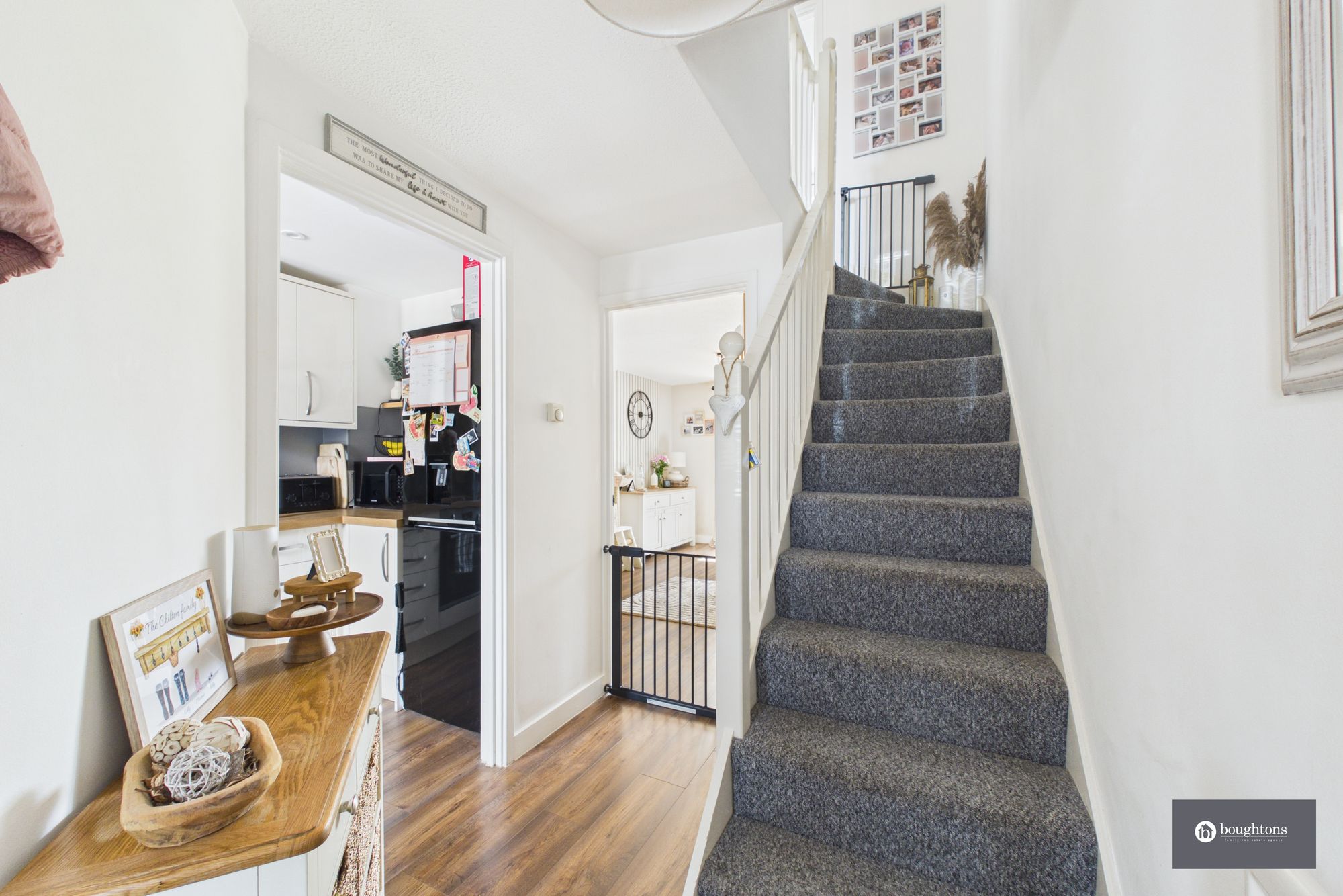 2 bed terraced house for sale in Brasenose Drive, Brackley, NN13  - Property Image 5