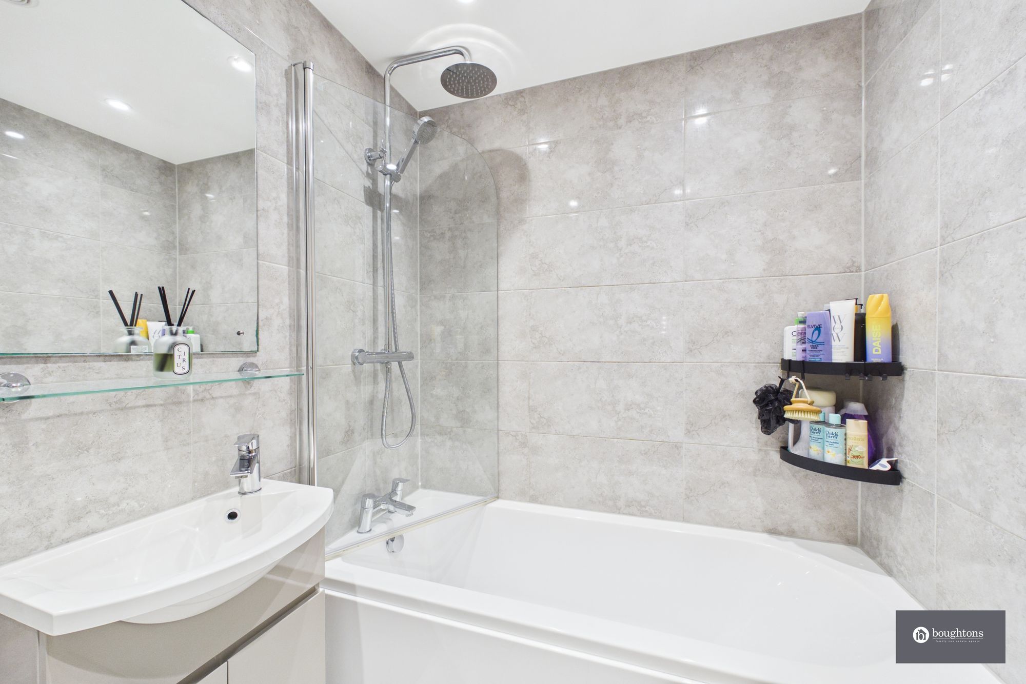 2 bed terraced house for sale in Brasenose Drive, Brackley, NN13  - Property Image 14