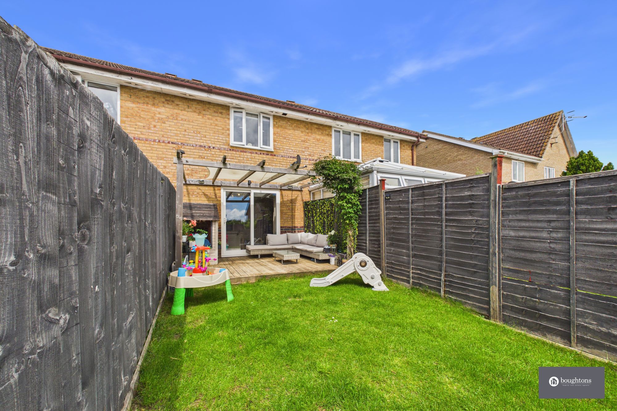 2 bed terraced house for sale in Brasenose Drive, Brackley, NN13  - Property Image 18
