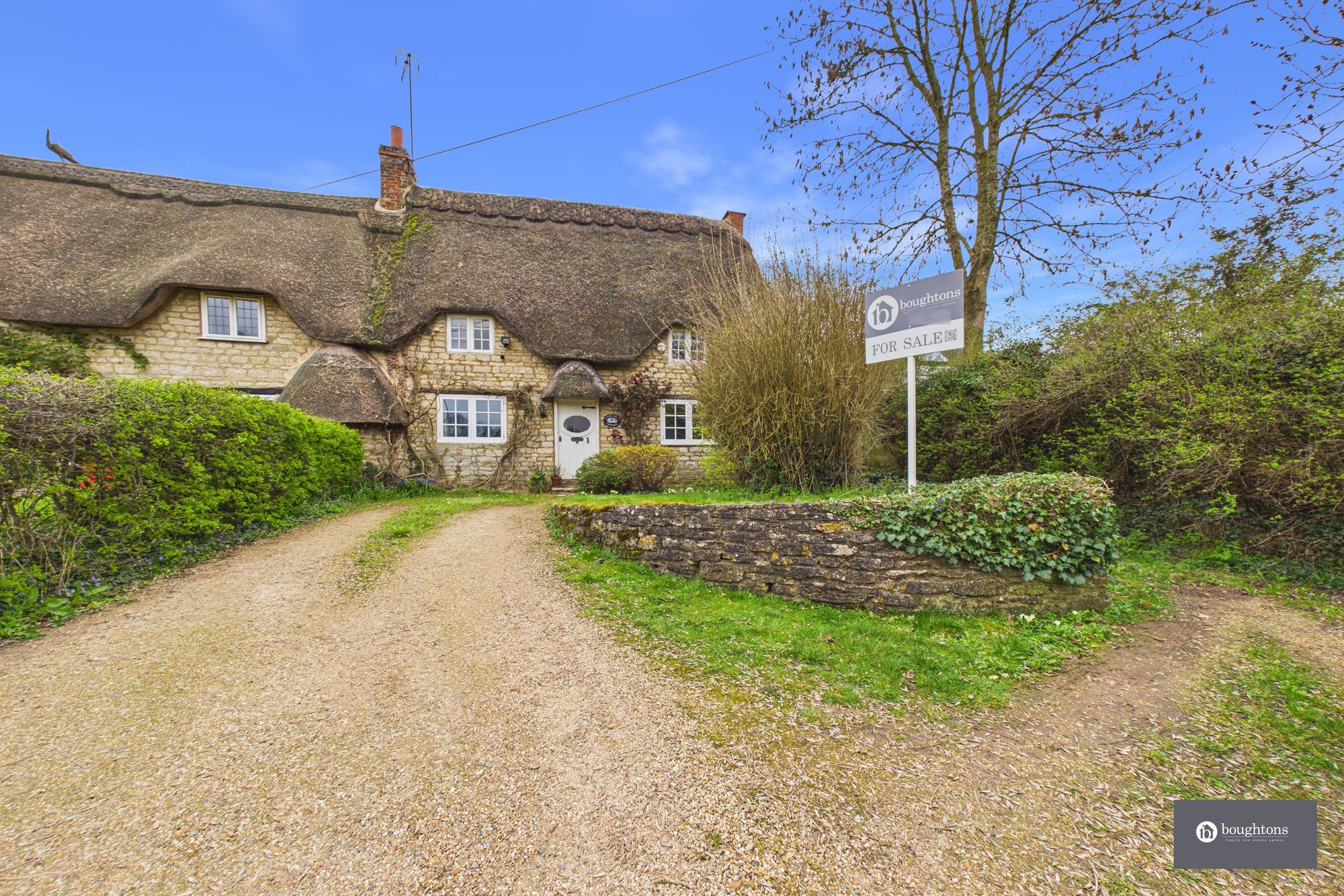 2 bed semi-detached house for sale in Brooktrout Cottage, 19 Brookside, Lillingstone Lovell, MK18 5BD  - Property Image 32
