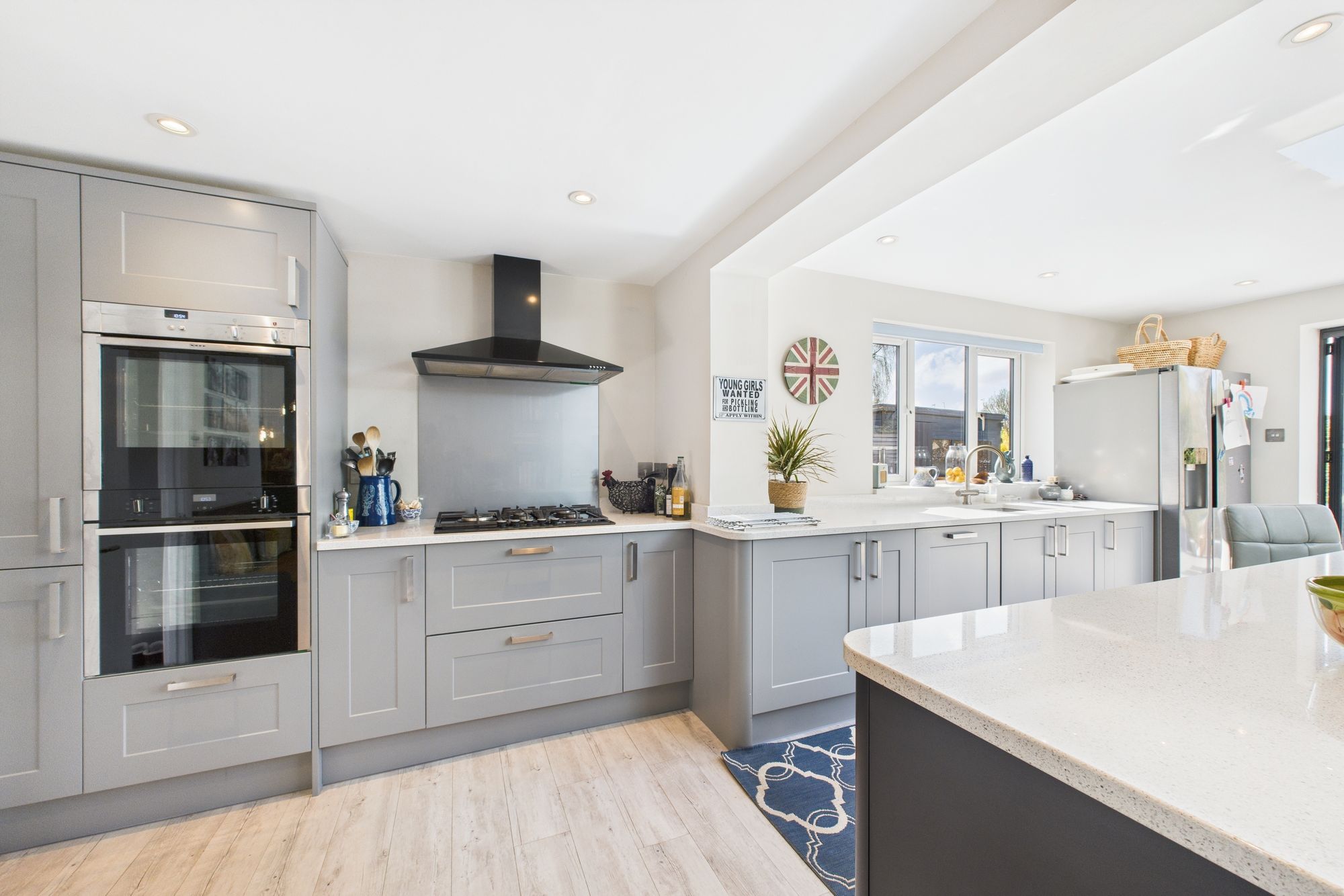 4 bed detached house for sale in Banbury Road, Brackley, NN13  - Property Image 2