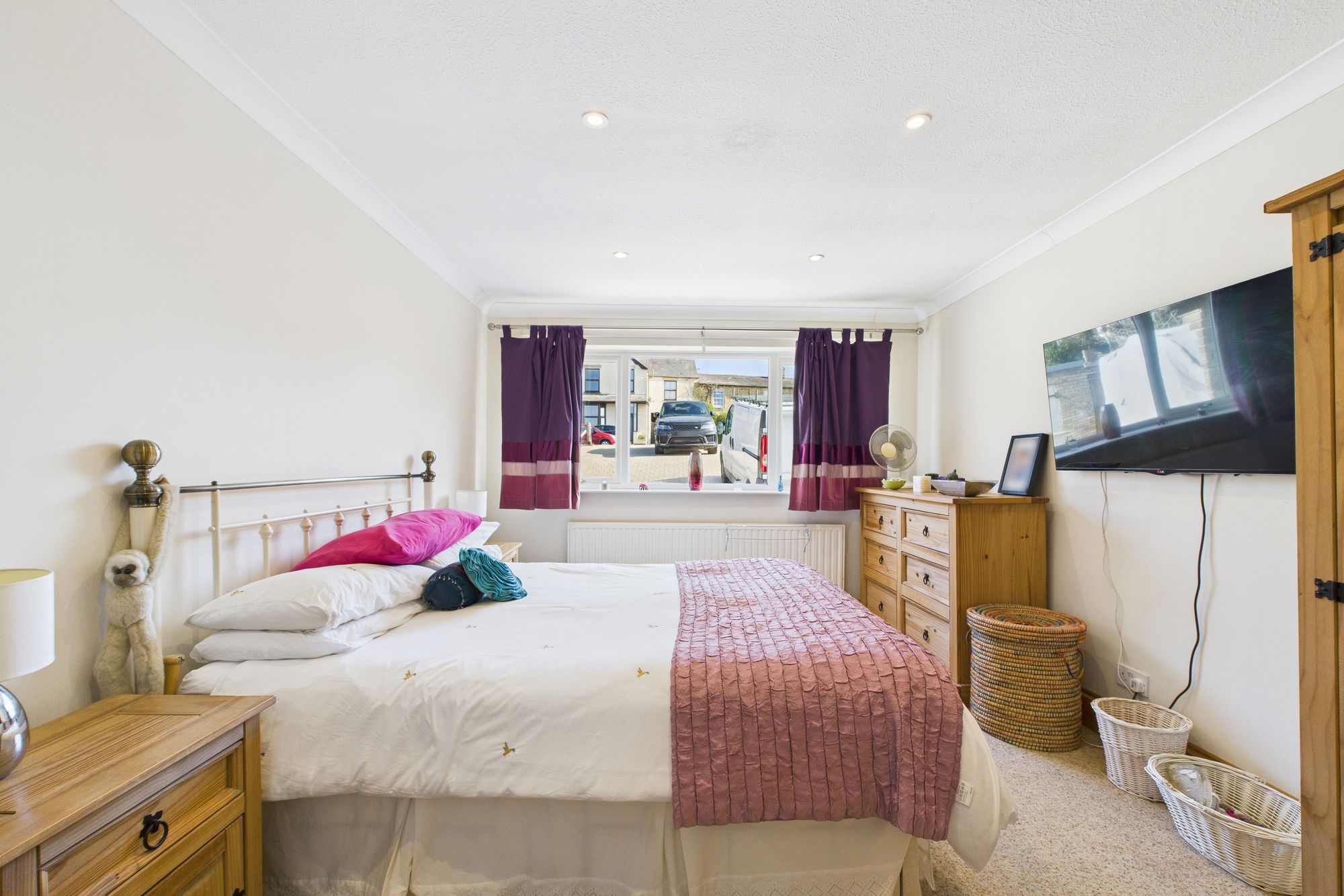 4 bed detached house for sale in Banbury Road, Brackley, NN13  - Property Image 28