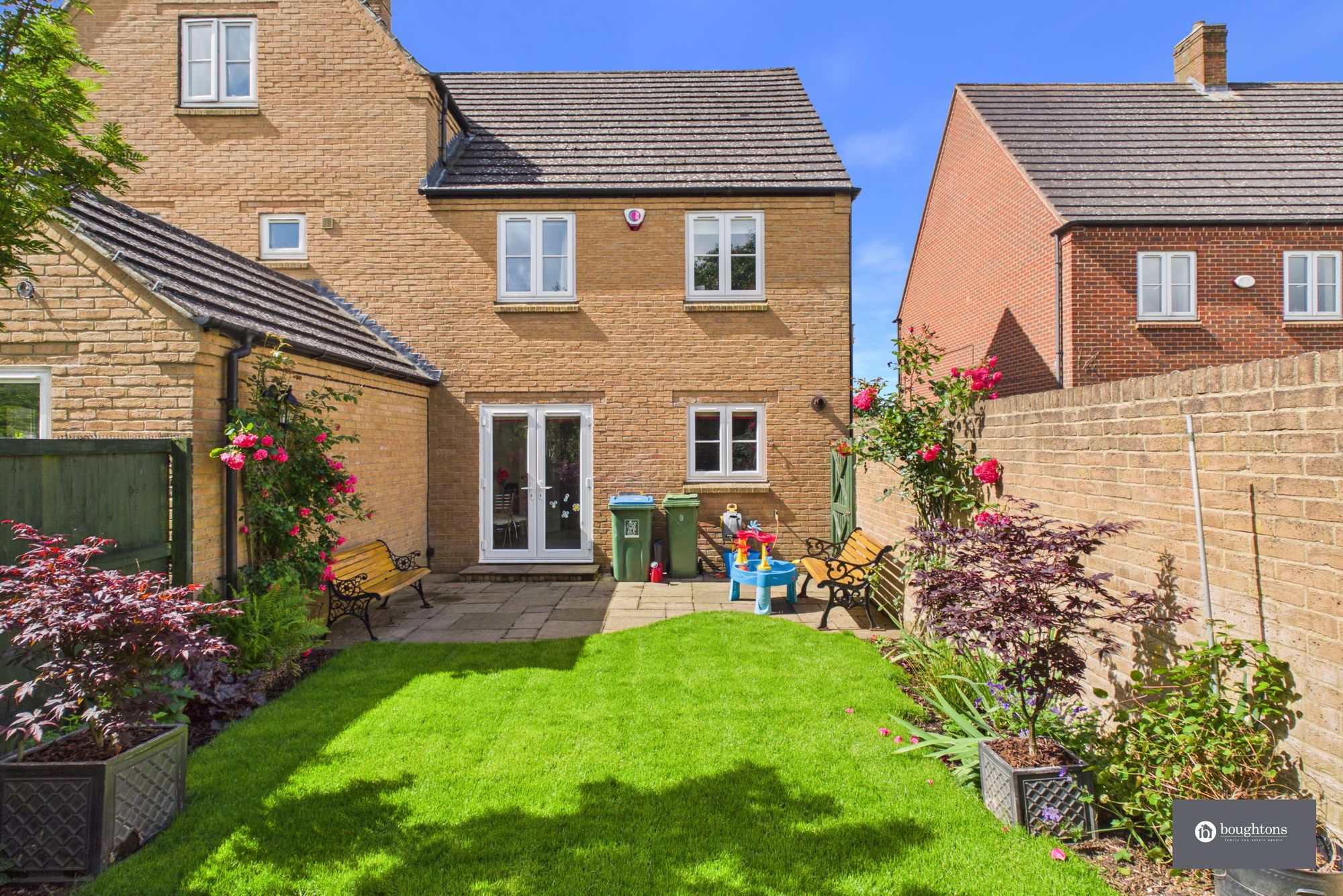 3 bed semi-detached house for sale in Gilbert Scott Gardens, Gawcott, MK18  - Property Image 21