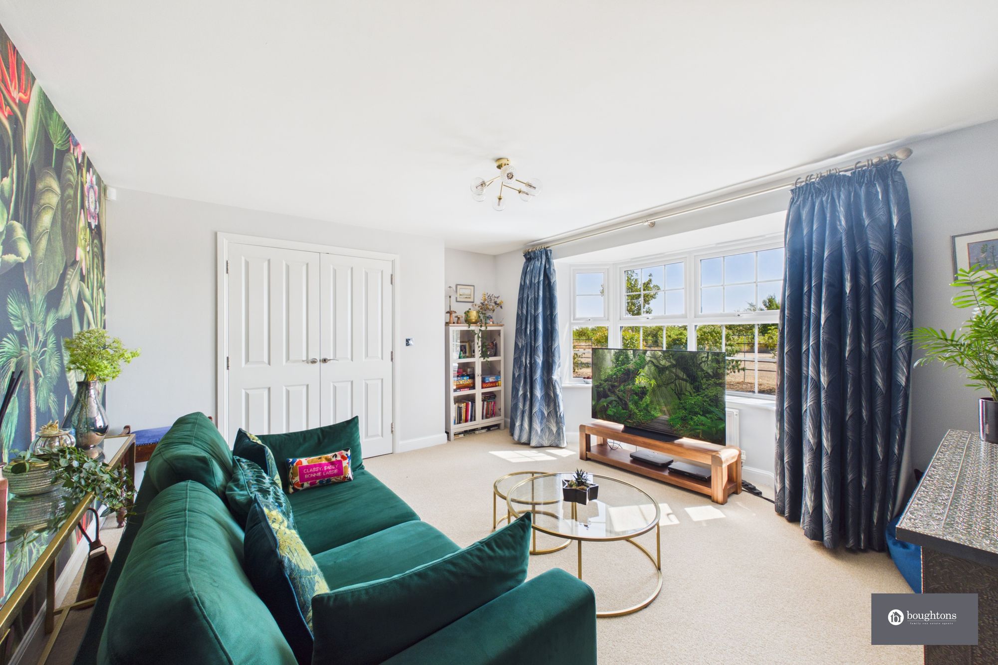 4 bed detached house for sale in Bobbins Way, Buckingham, MK18  - Property Image 4