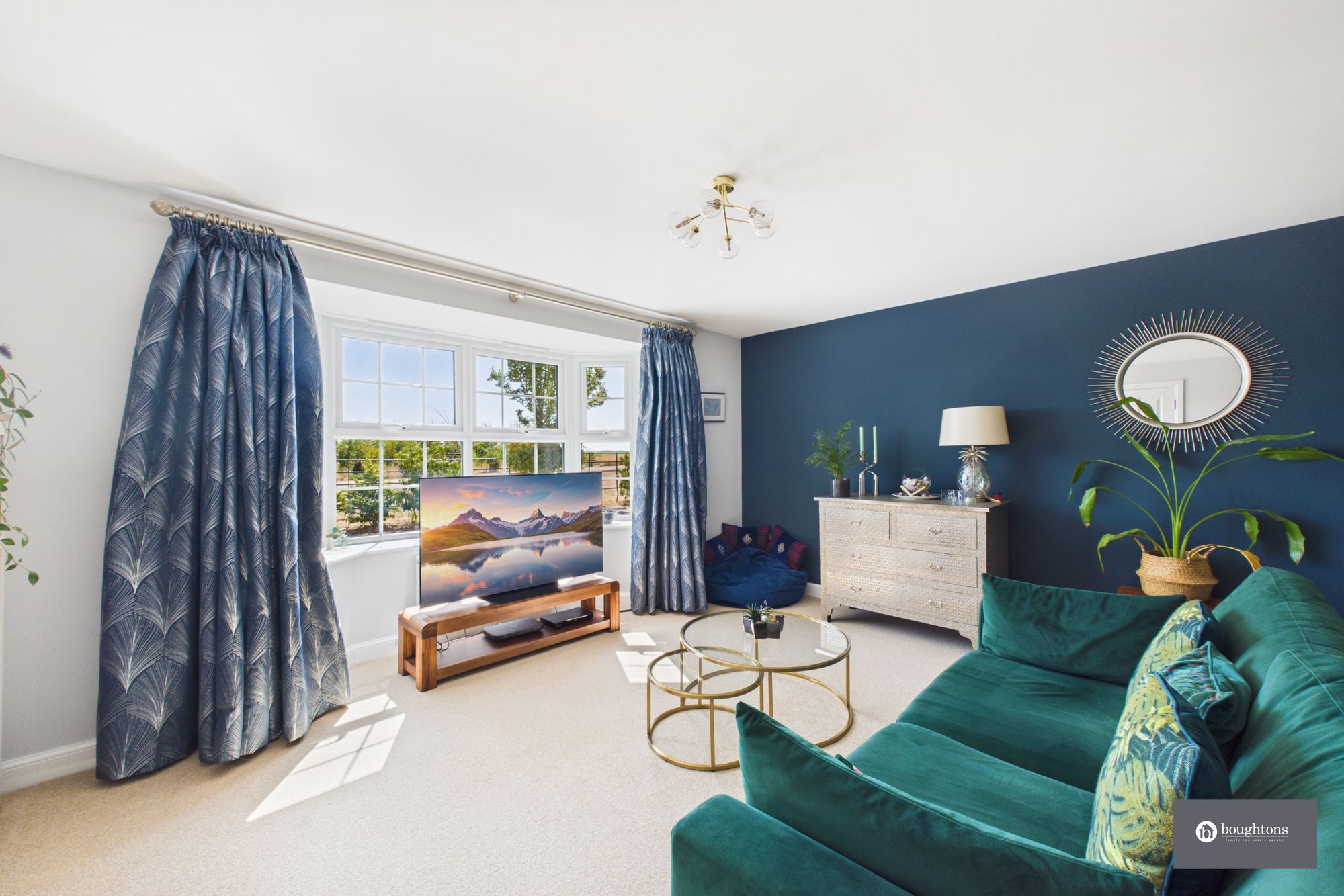 4 bed detached house for sale in Bobbins Way, Buckingham, MK18  - Property Image 6