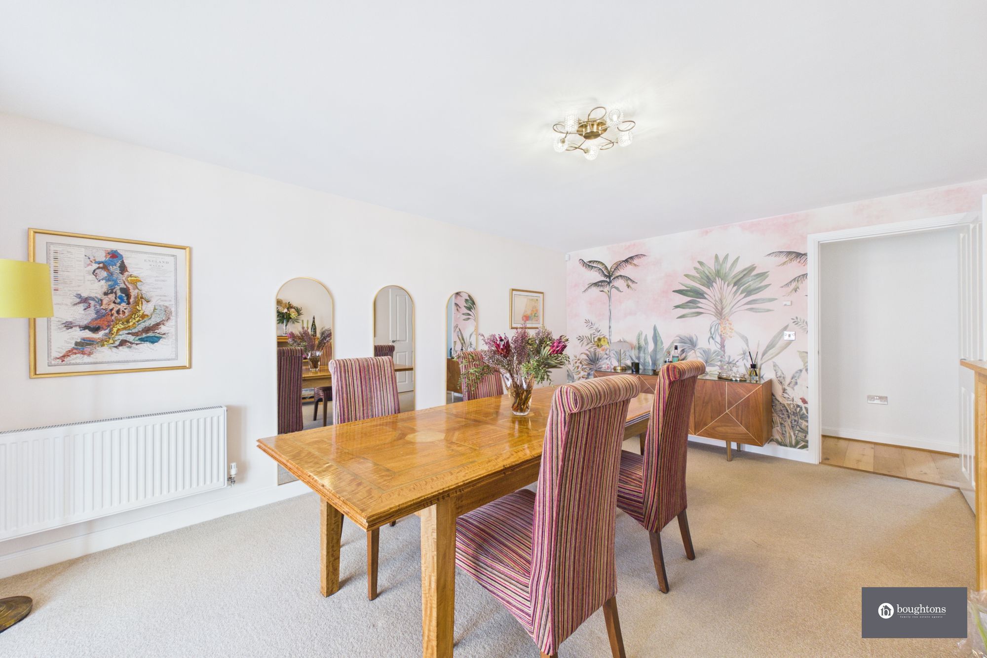 4 bed detached house for sale in Bobbins Way, Buckingham, MK18  - Property Image 3
