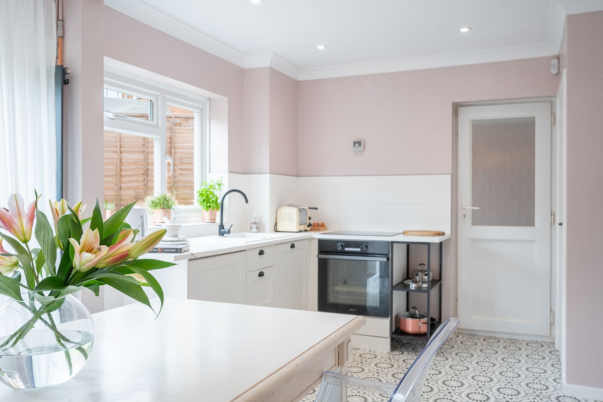 3 bed semi-detached house for sale in Manor Park, Maids Moreton, MK18  - Property Image 3