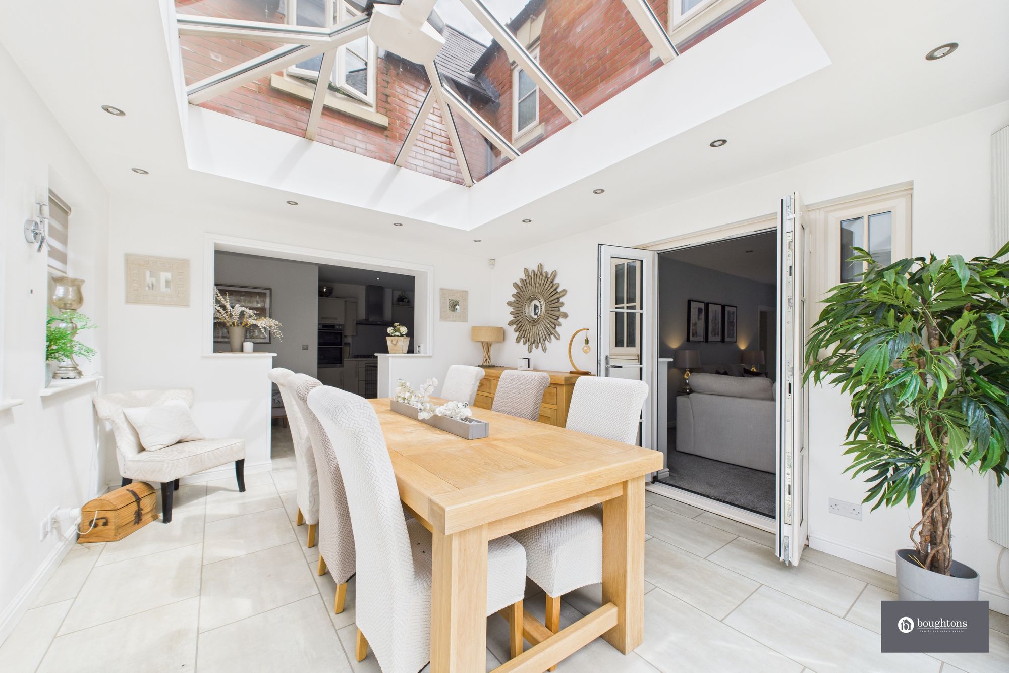 4 bed house for sale in Utah Lane, Brackley, NN13  - Property Image 3