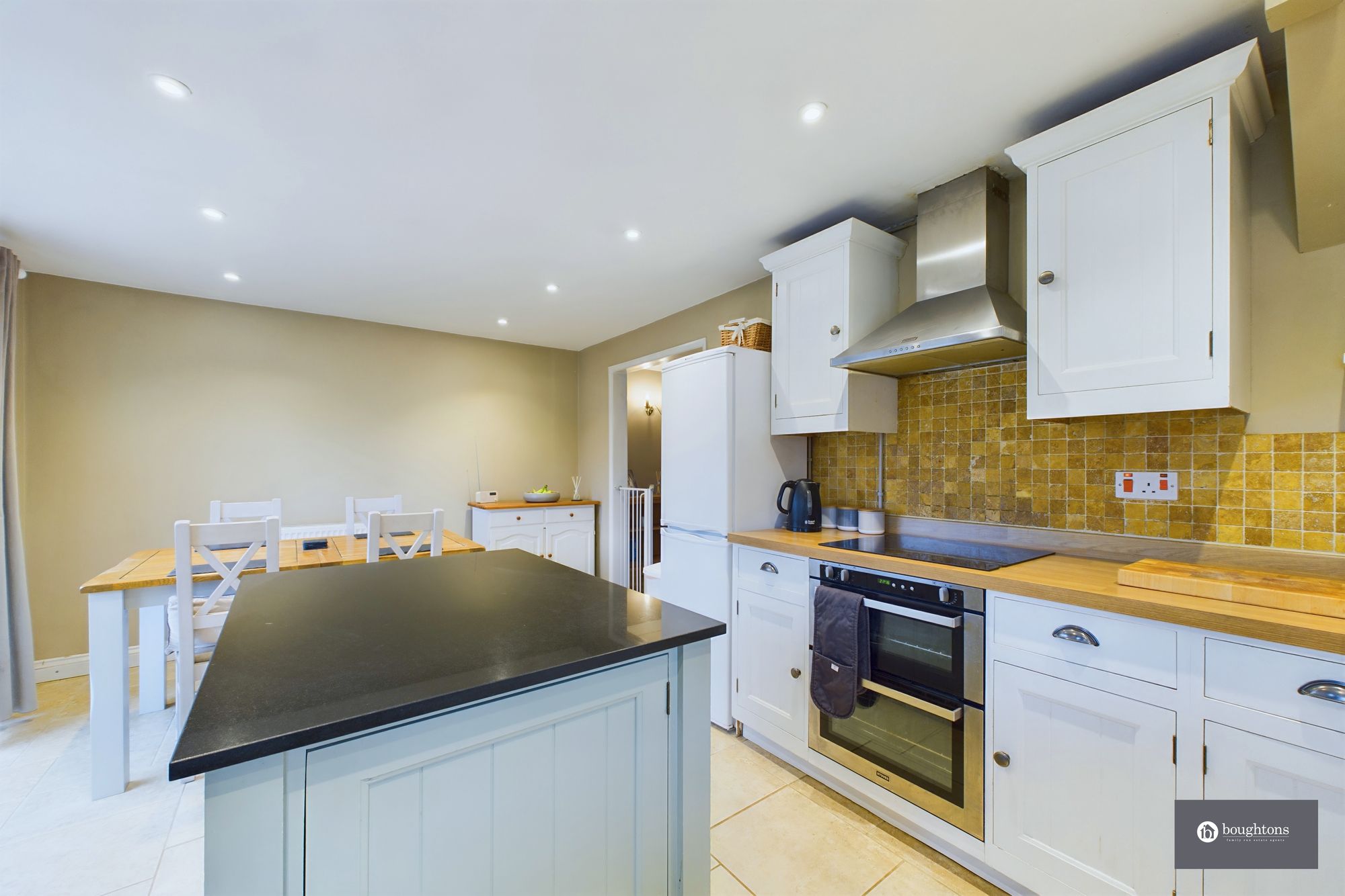 3 bed semi-detached house for sale in Nether Close, Brackley, NN13  - Property Image 5