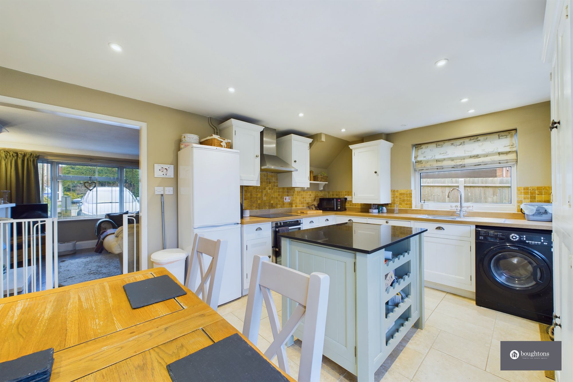 3 bed semi-detached house for sale in Nether Close, Brackley, NN13 - Property Image 1