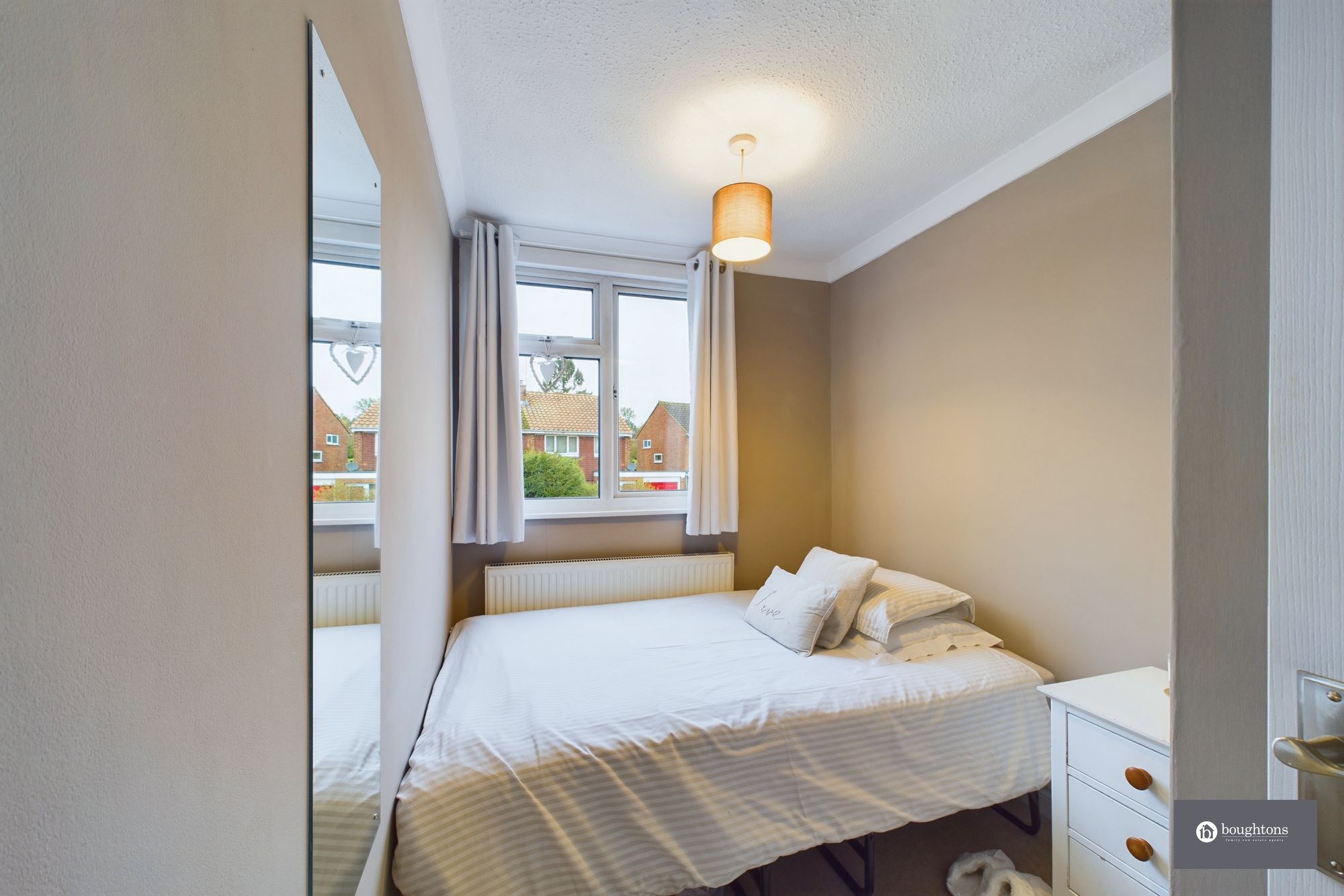 3 bed semi-detached house for sale in Nether Close, Brackley, NN13  - Property Image 18