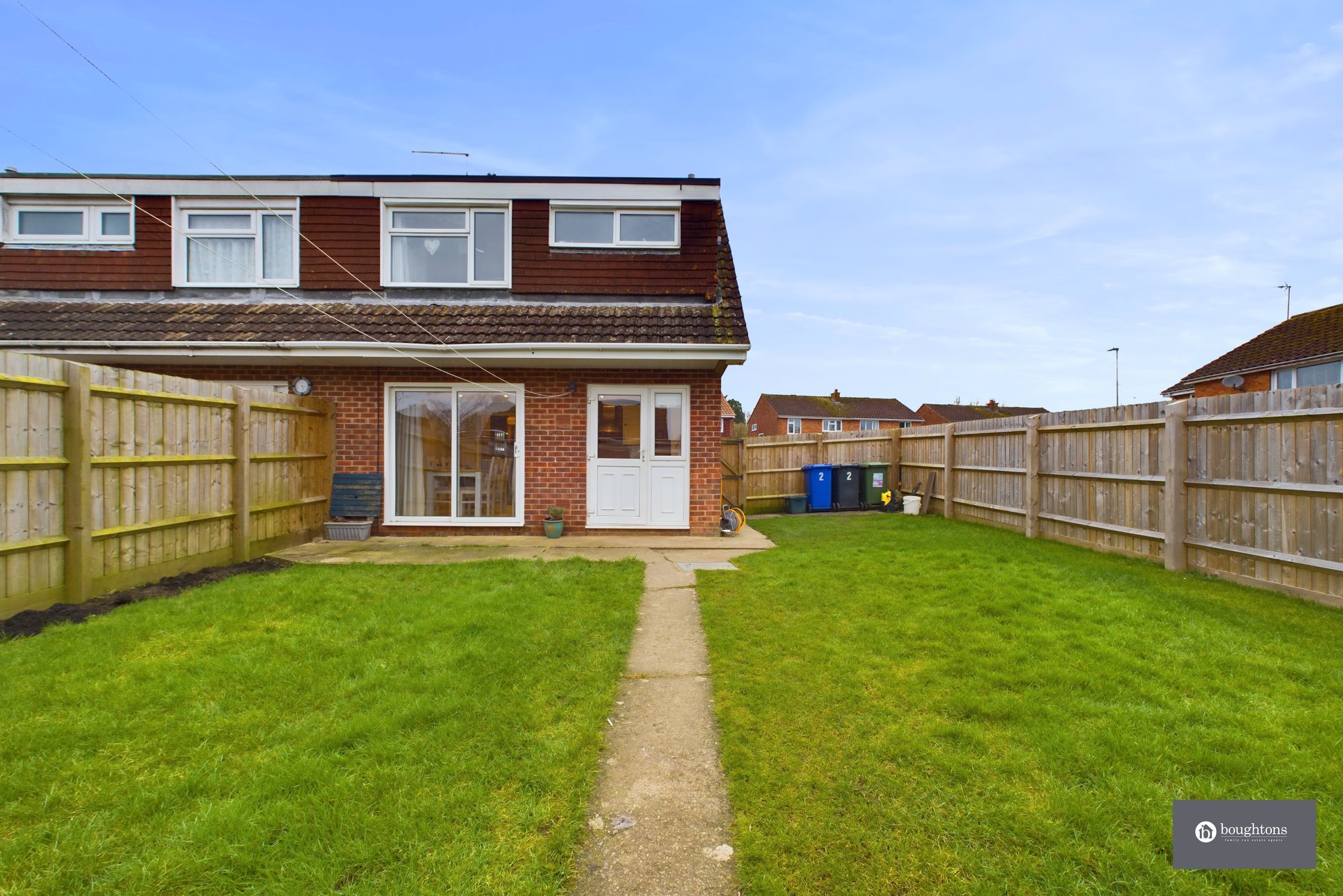 3 bed semi-detached house for sale in Nether Close, Brackley, NN13  - Property Image 3
