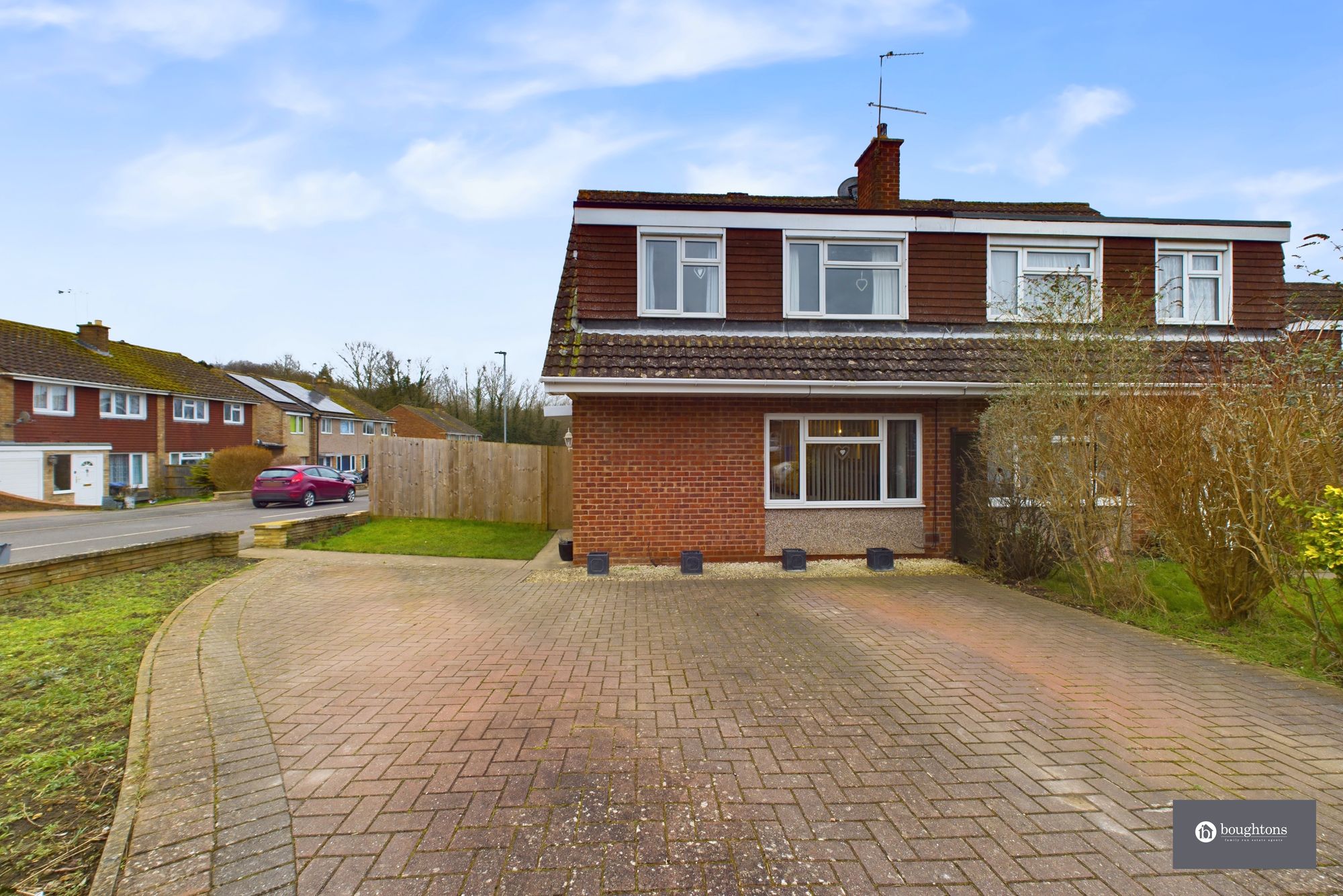 3 bed semi-detached house for sale in Nether Close, Brackley, NN13  - Property Image 4