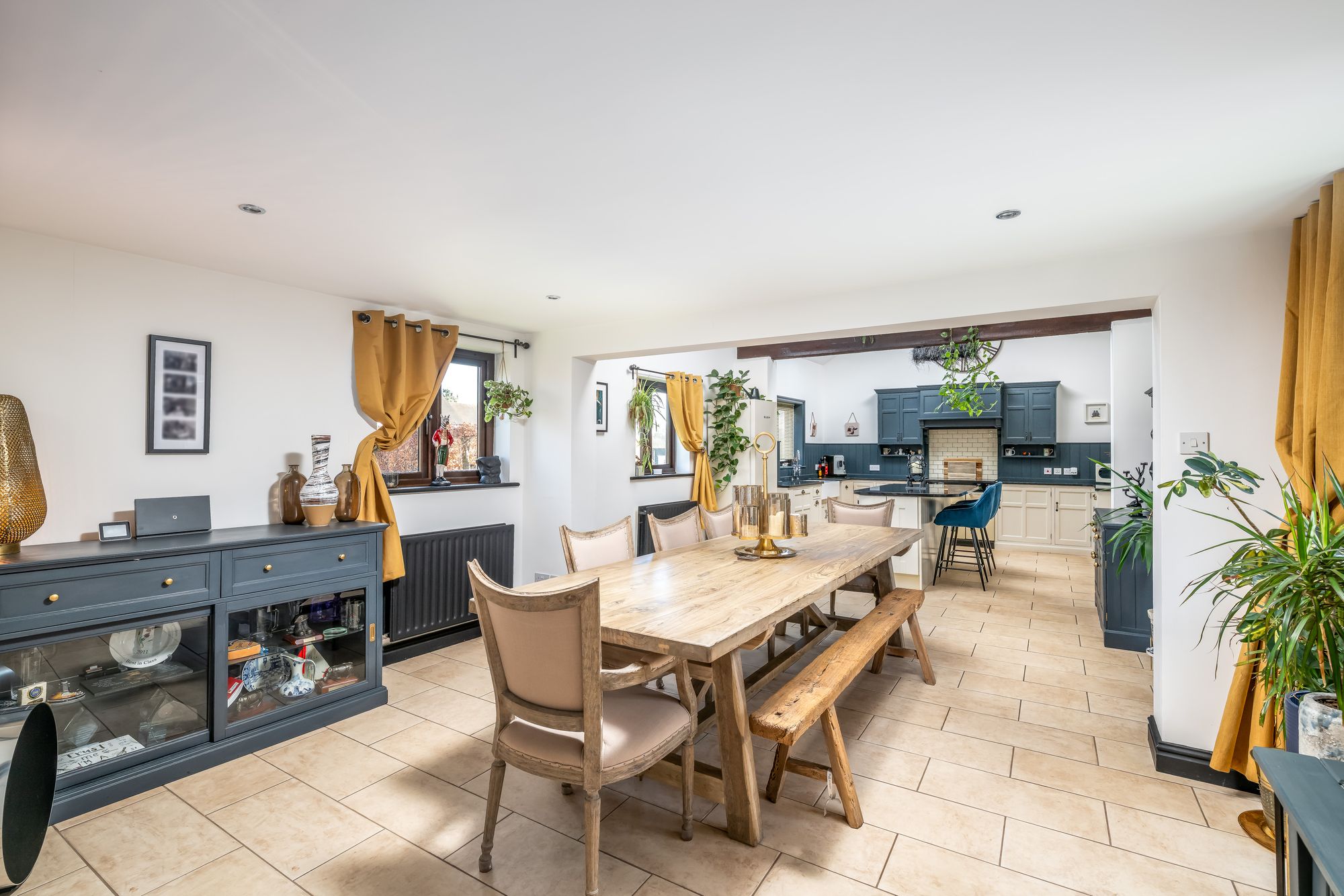 3 bed barn conversion for sale in Helmdon Road, Sulgrave, OX17  - Property Image 13