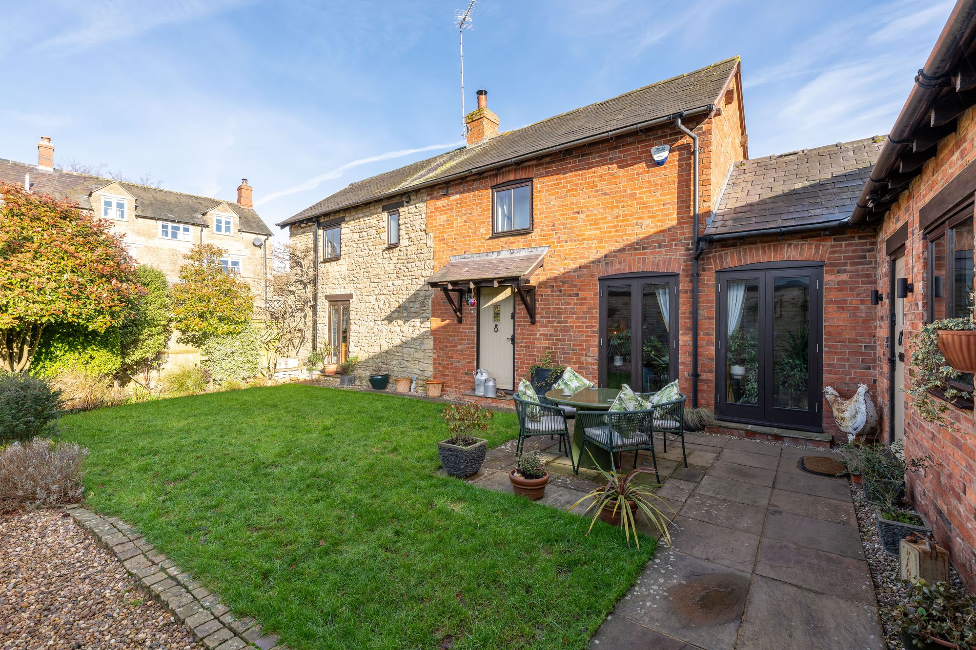 3 bed barn conversion for sale in Helmdon Road, Sulgrave, OX17  - Property Image 28