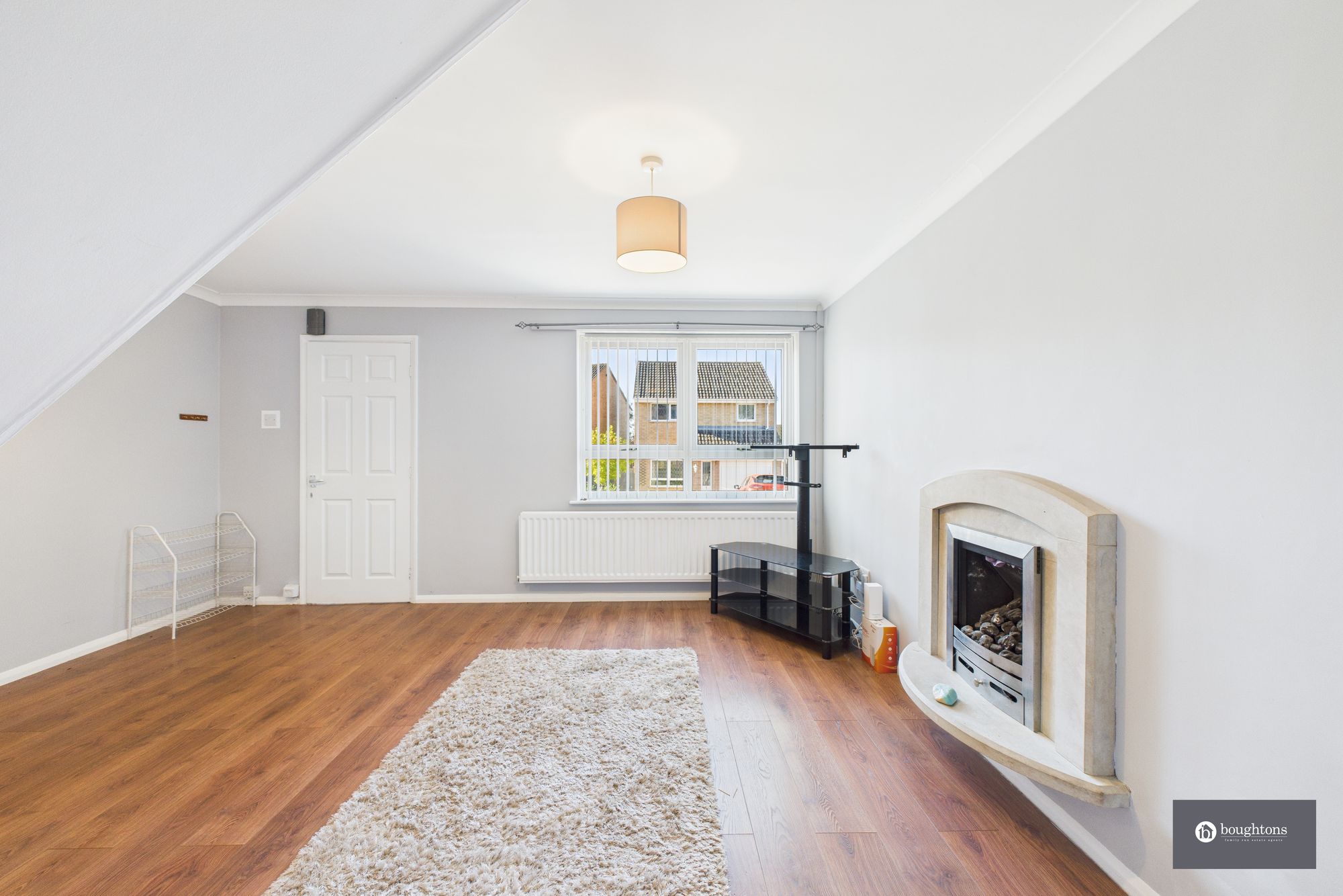 4 bed semi-detached house for sale in Bannerman Drive, Brackley, NN13  - Property Image 2