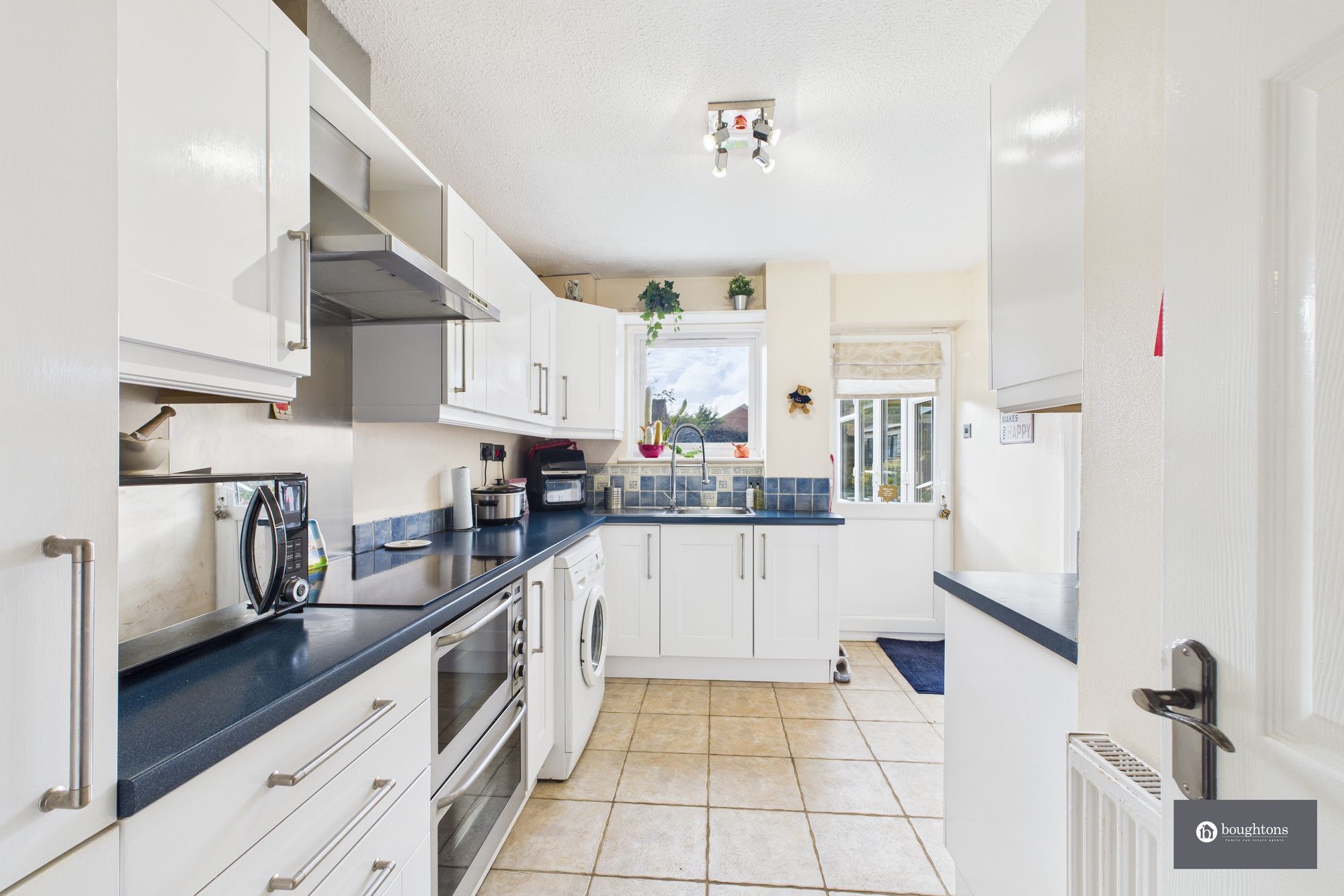 3 bed semi-detached house for sale in Blencowe Drive, Brackley, NN13  - Property Image 7