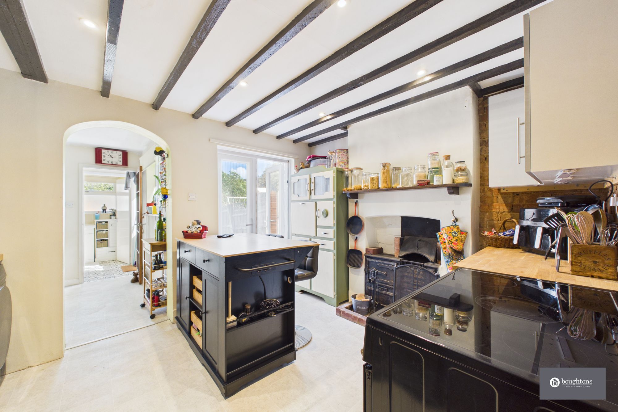 4 bed detached cottage for sale in Chapel Lane, Akeley, MK18  - Property Image 6