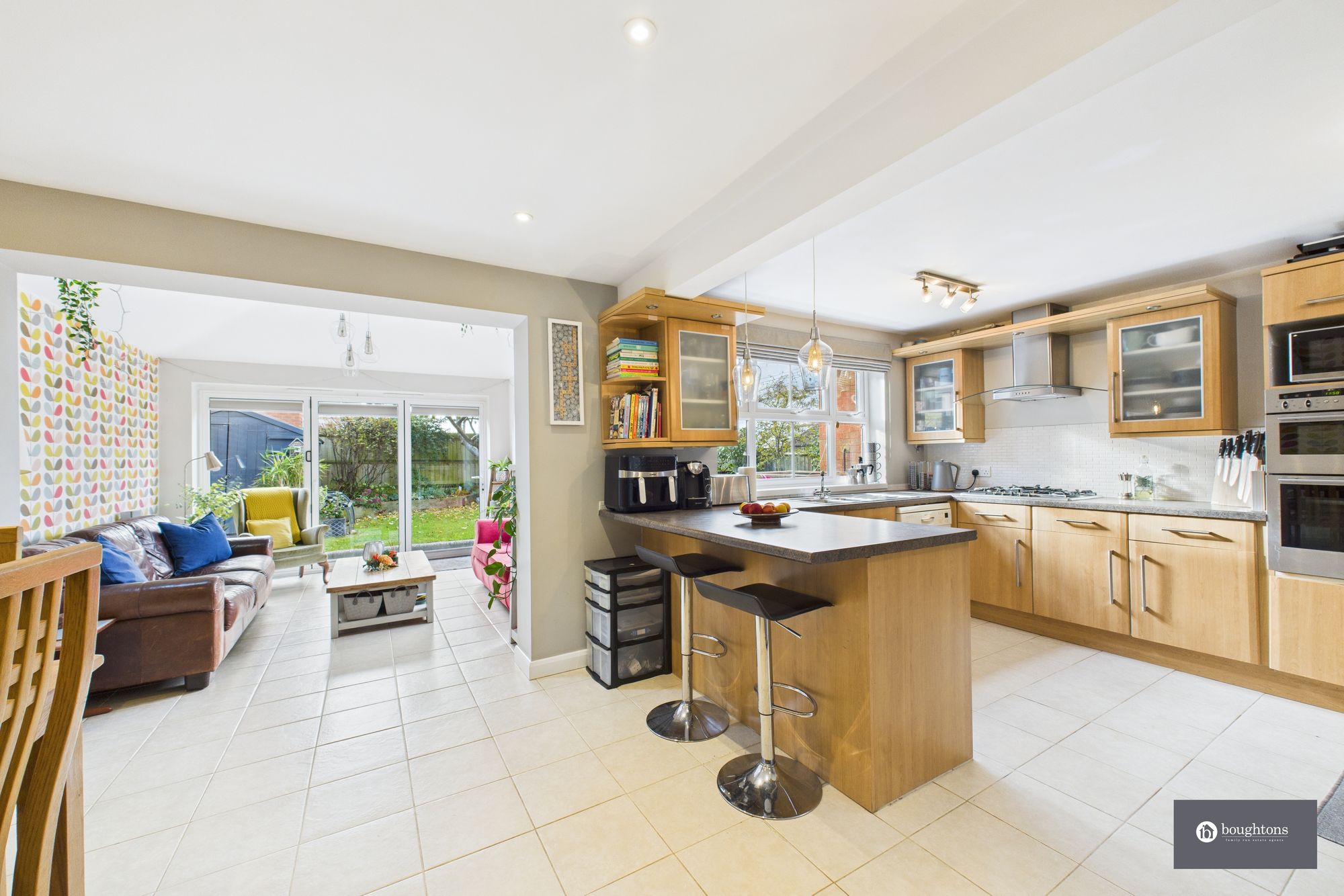 5 bed detached house for sale in Stuart Road, Brackley, NN13  - Property Image 11