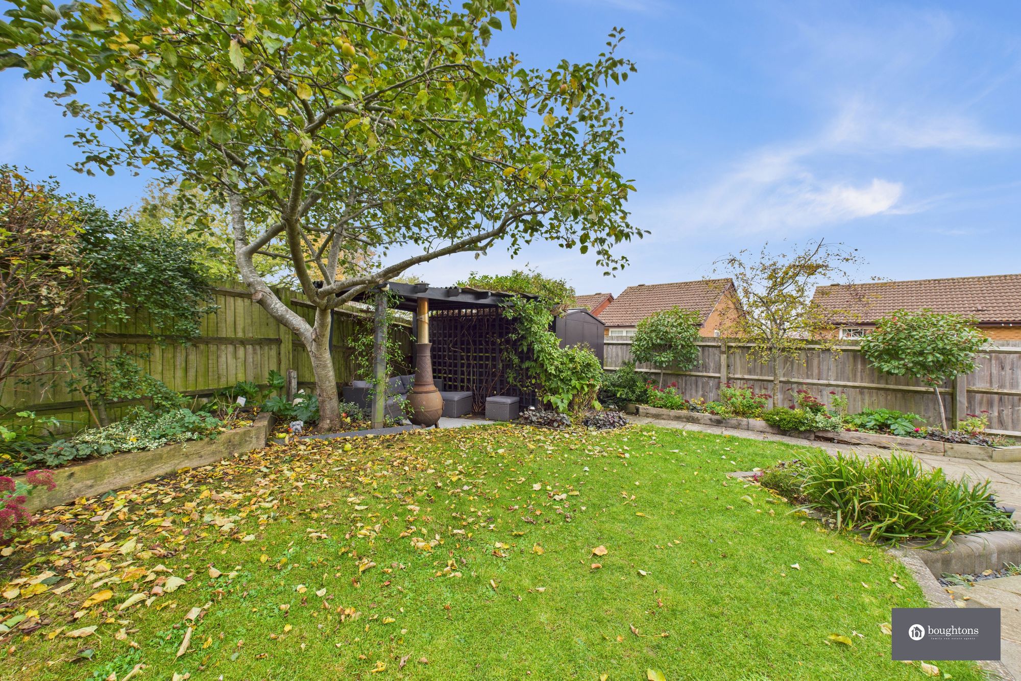 5 bed detached house for sale in Stuart Road, Brackley, NN13  - Property Image 31